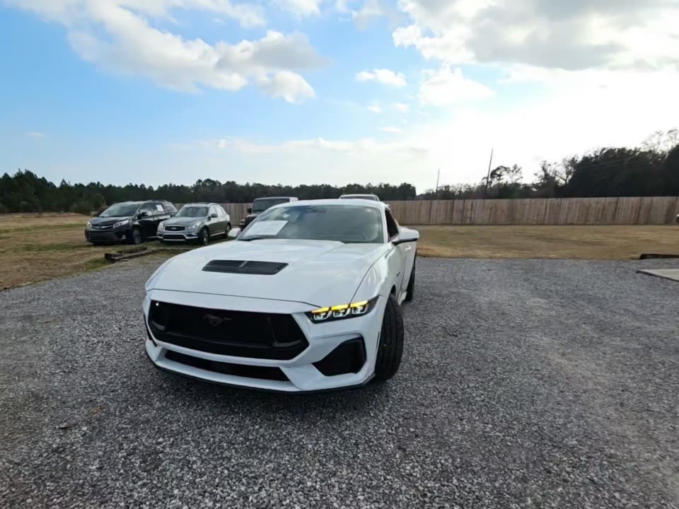 2025 Ford Mustang GT Premium RWD