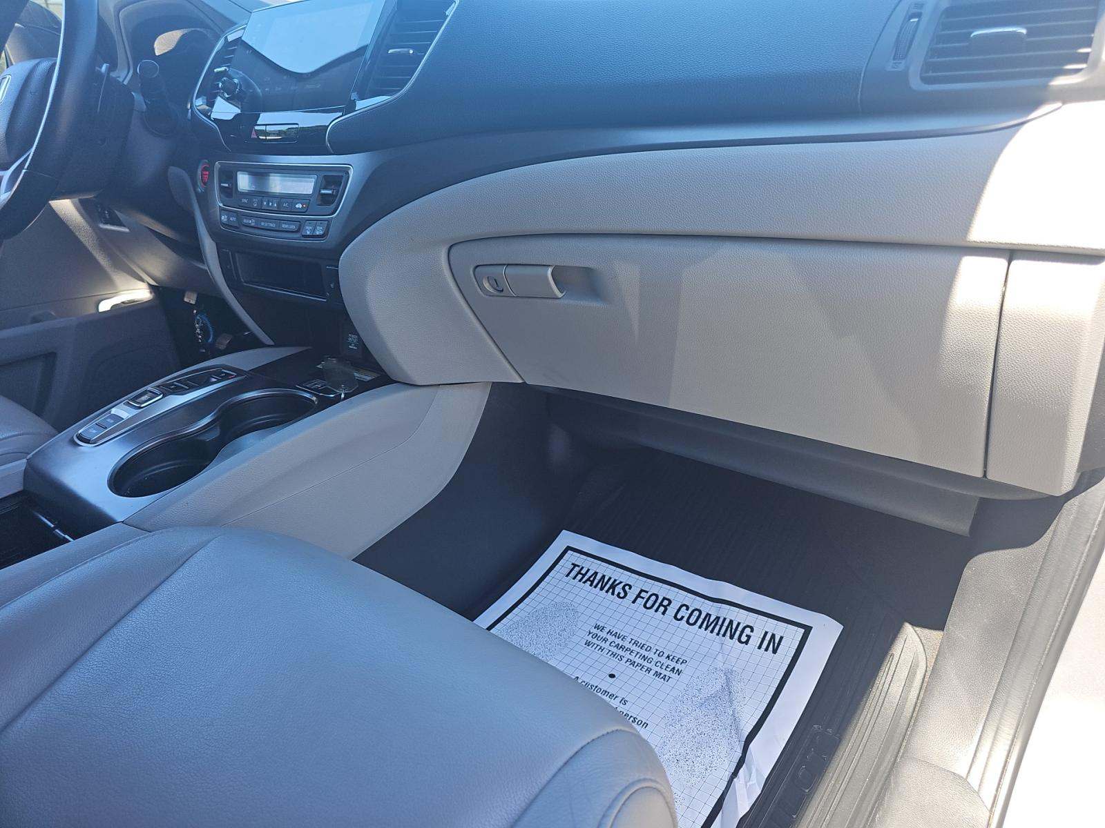 2021 Honda Pilot Special Edition FWD