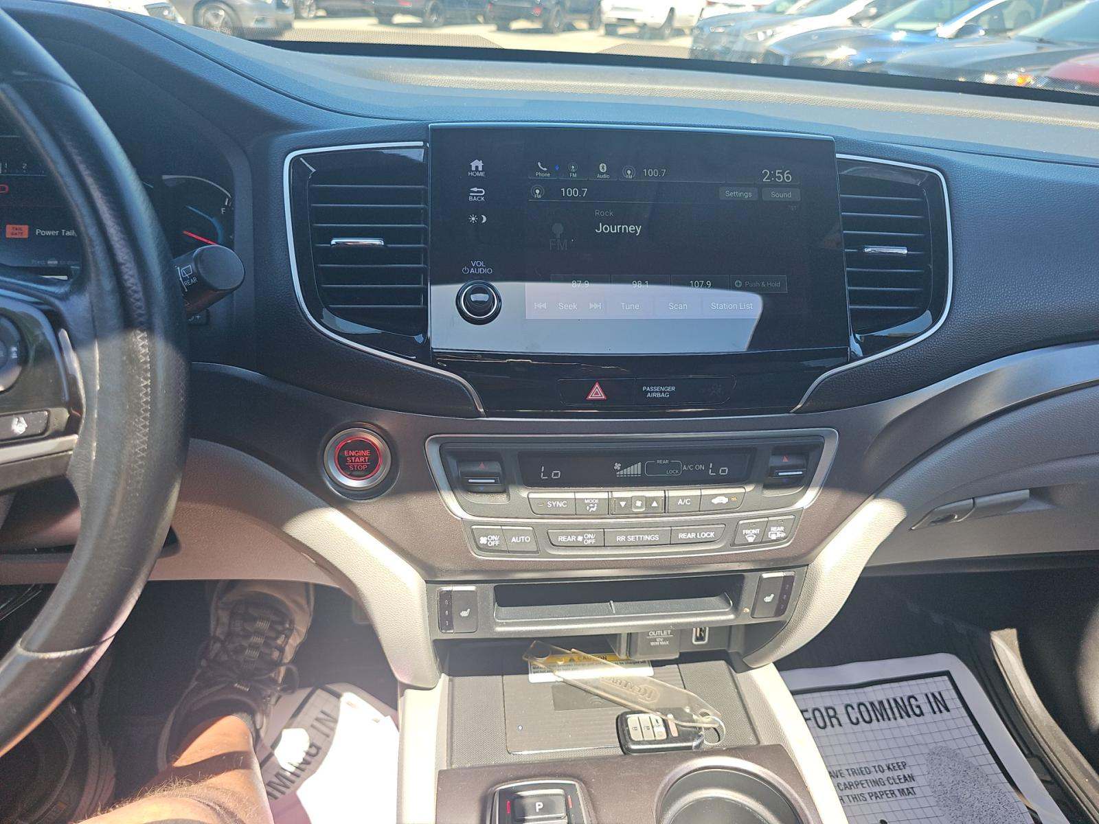 2021 Honda Pilot Special Edition FWD