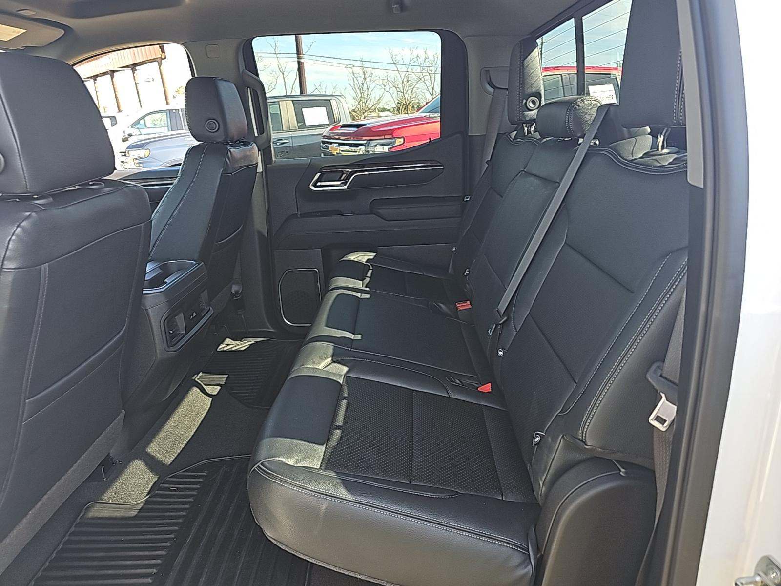 CHEVROLET SILVERADO - 9