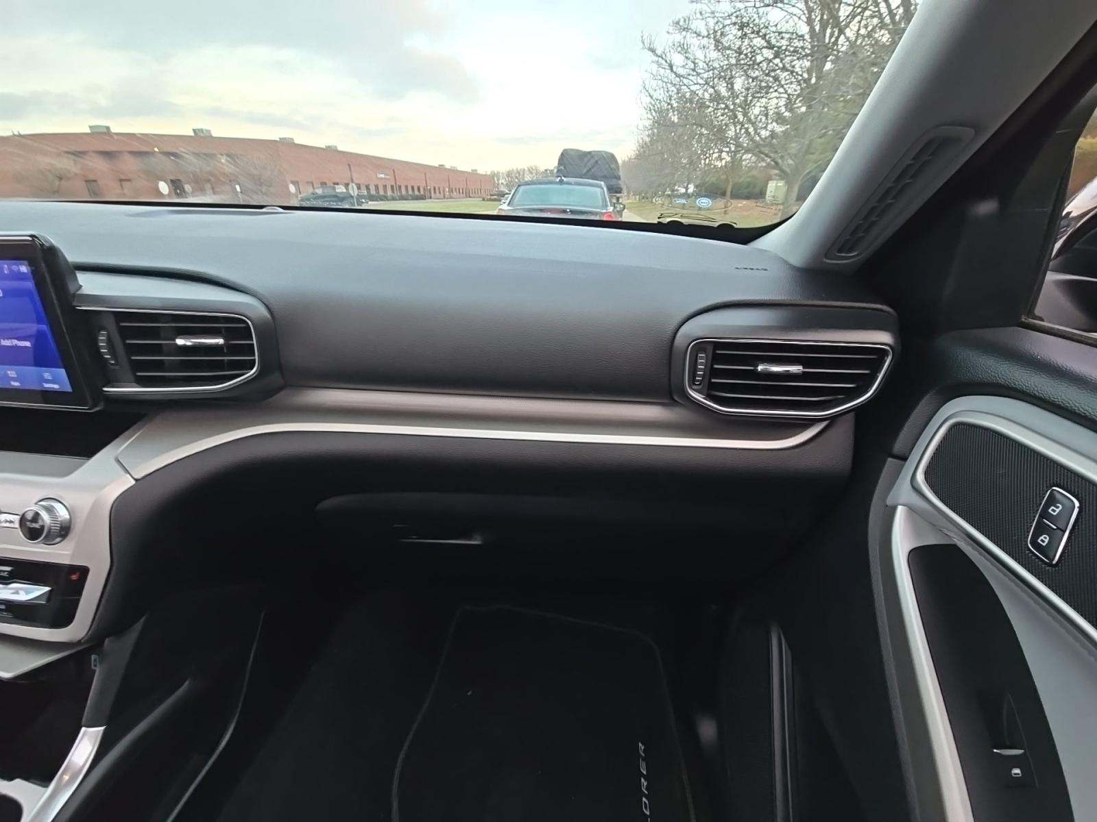 2022 Ford Explorer XLT AWD