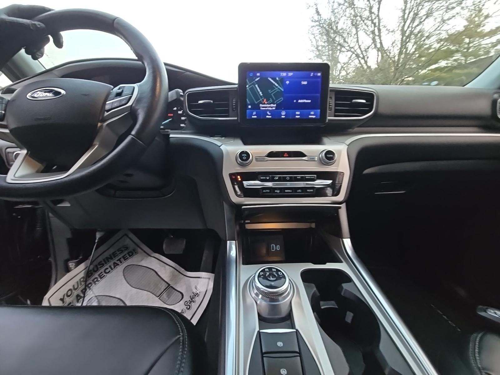 2022 Ford Explorer XLT AWD