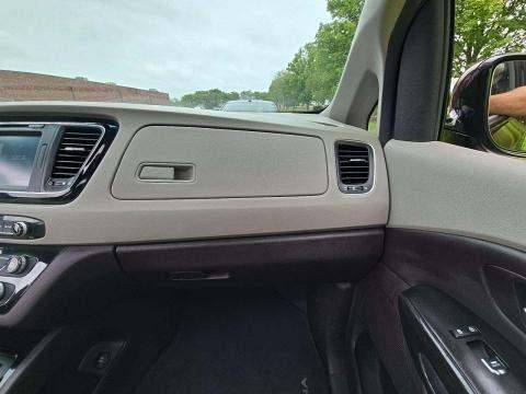 2016 Kia Sedona SXL FWD