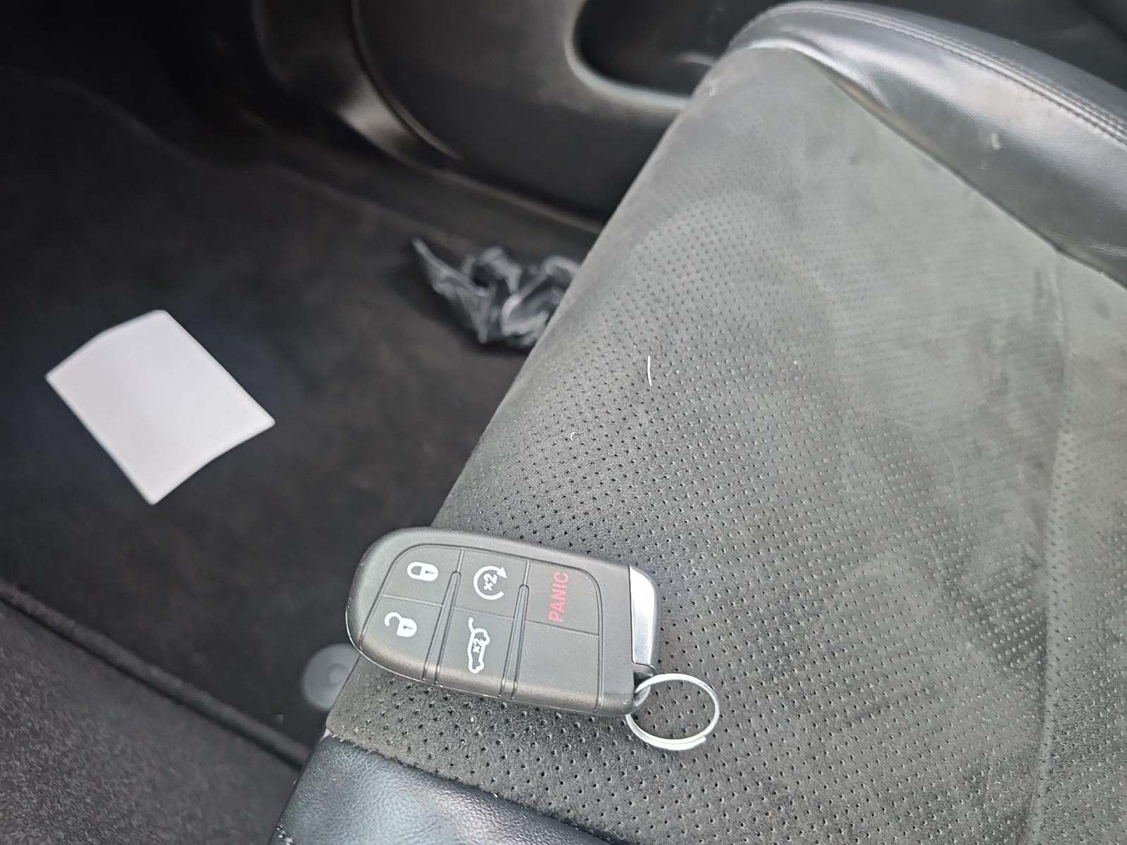 2022 Jeep Grand Cherokee Laredo X AWD