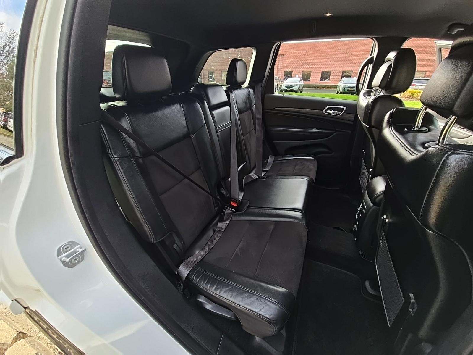 2022 Jeep Grand Cherokee Laredo X AWD