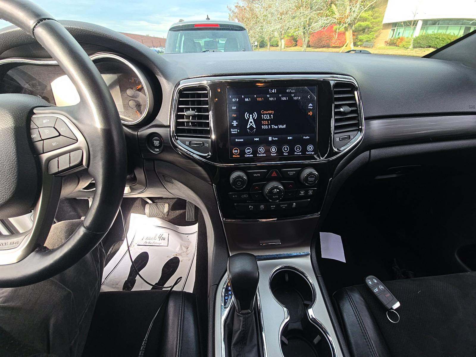 2022 Jeep Grand Cherokee Laredo X AWD