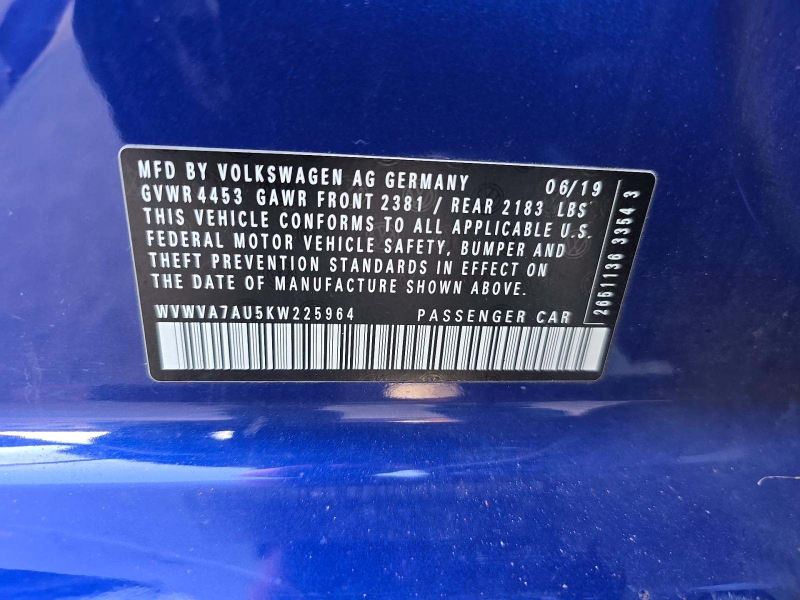 2019 Volkswagen Golf R 2.0T AWD