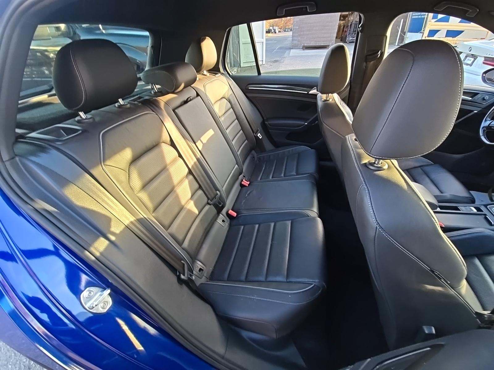 2019 Volkswagen Golf R 2.0T AWD