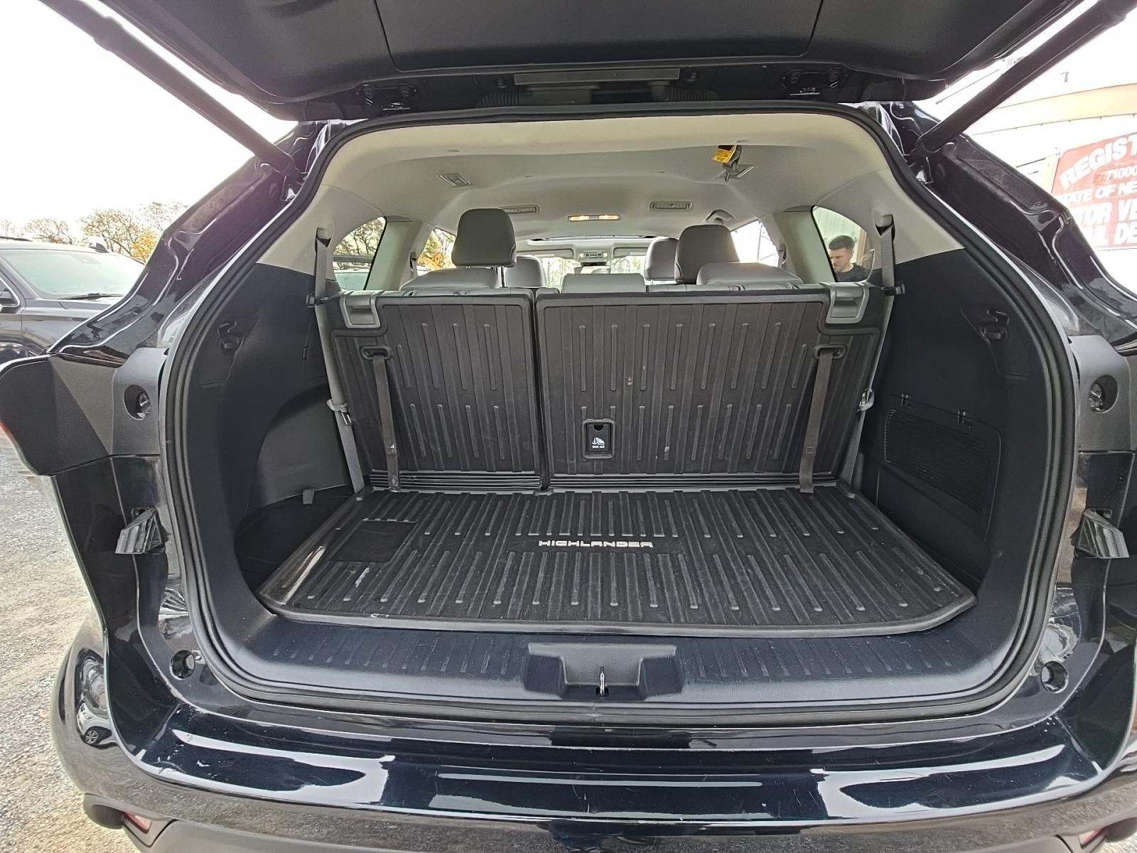 2023 Toyota Highlander XLE AWD