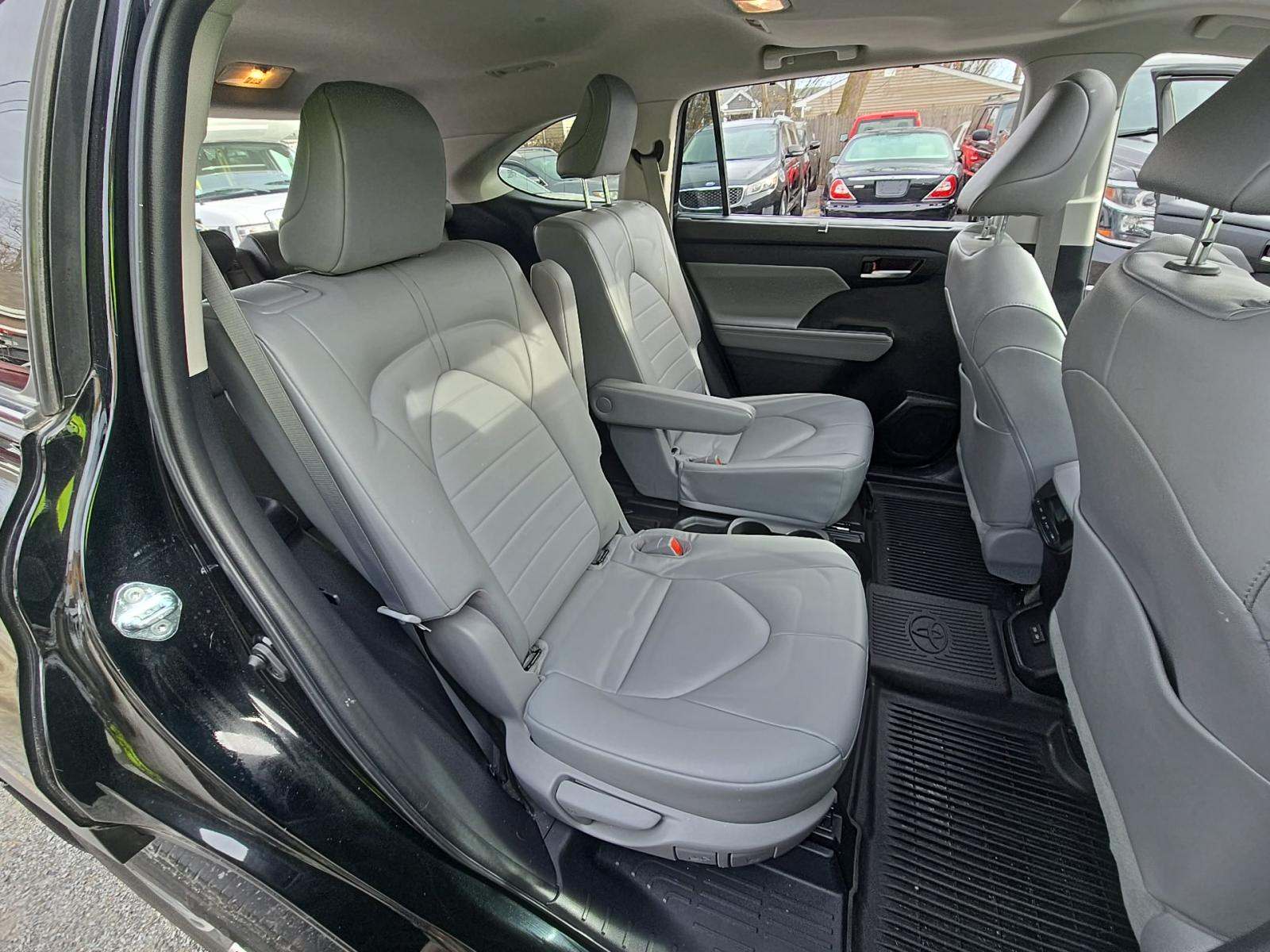 2023 Toyota Highlander XLE AWD