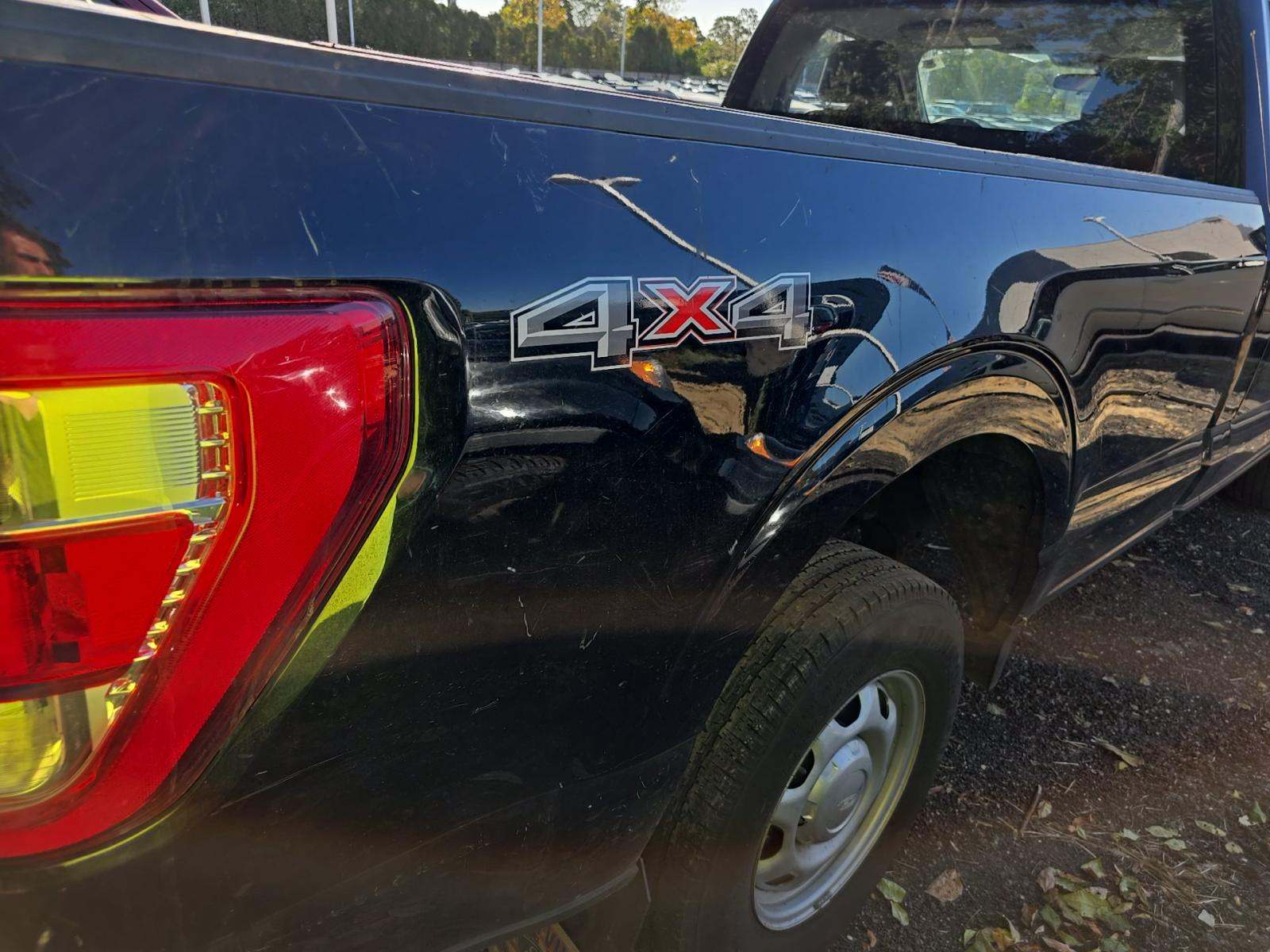 2022 Ford F-150 XL AWD