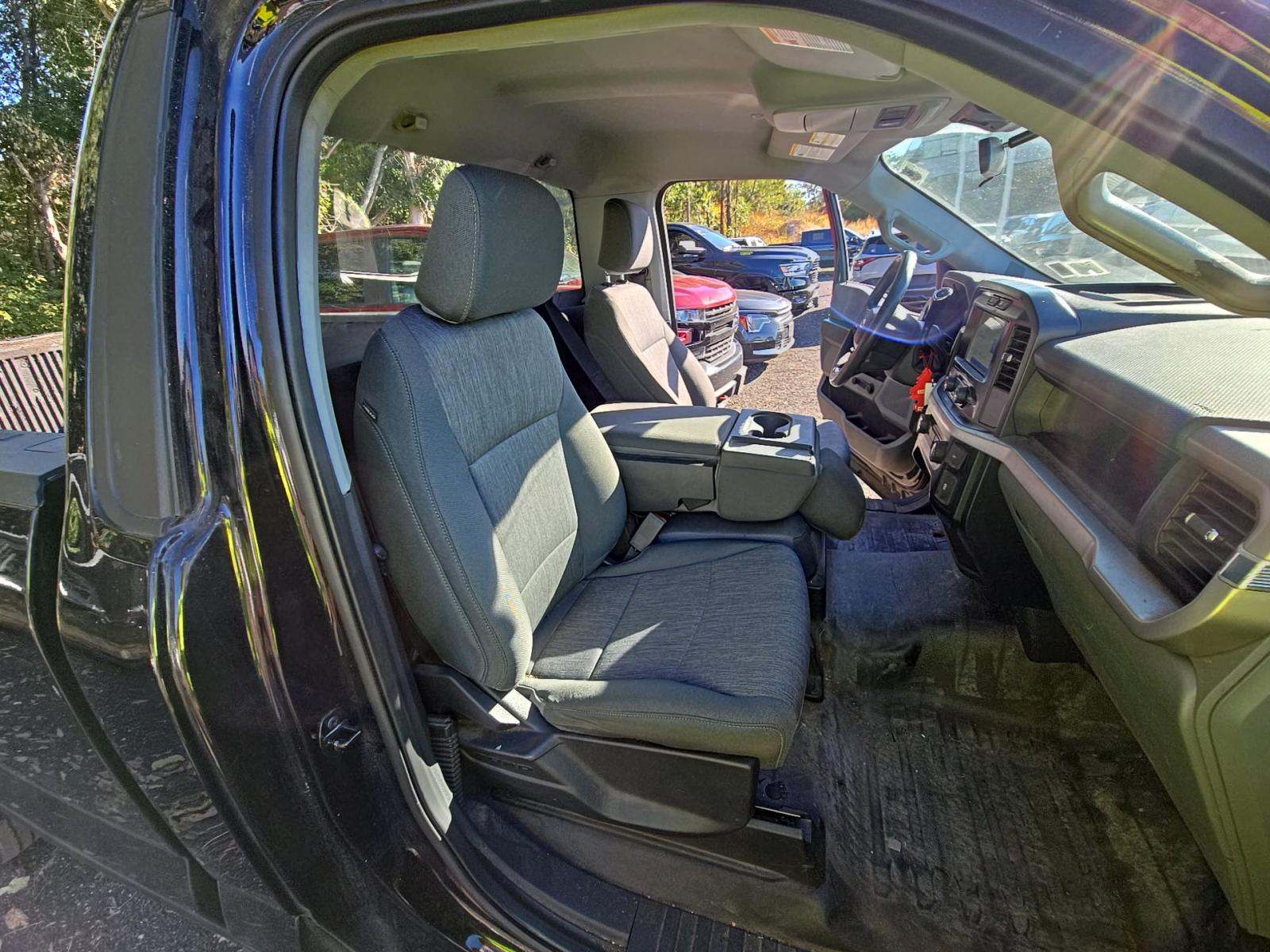 2022 Ford F-150 XL AWD