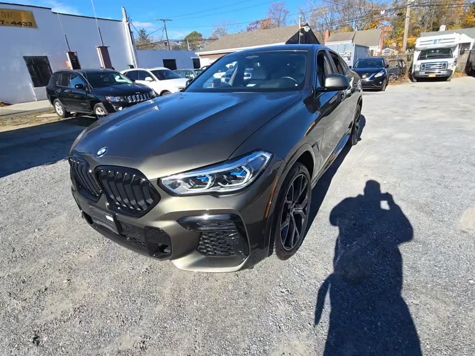 2023 BMW X6 M50i AWD