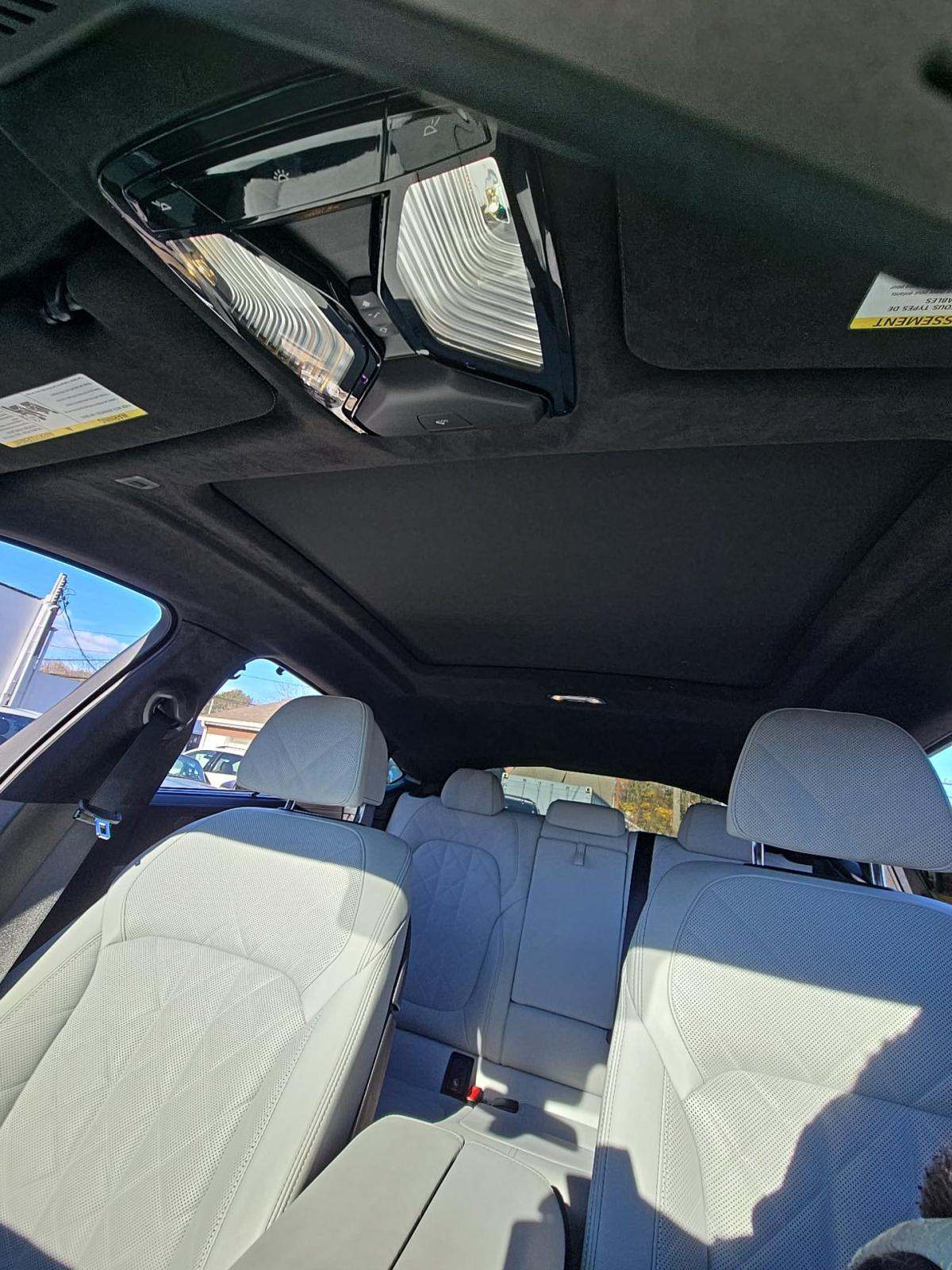 2023 BMW X6 M50i AWD