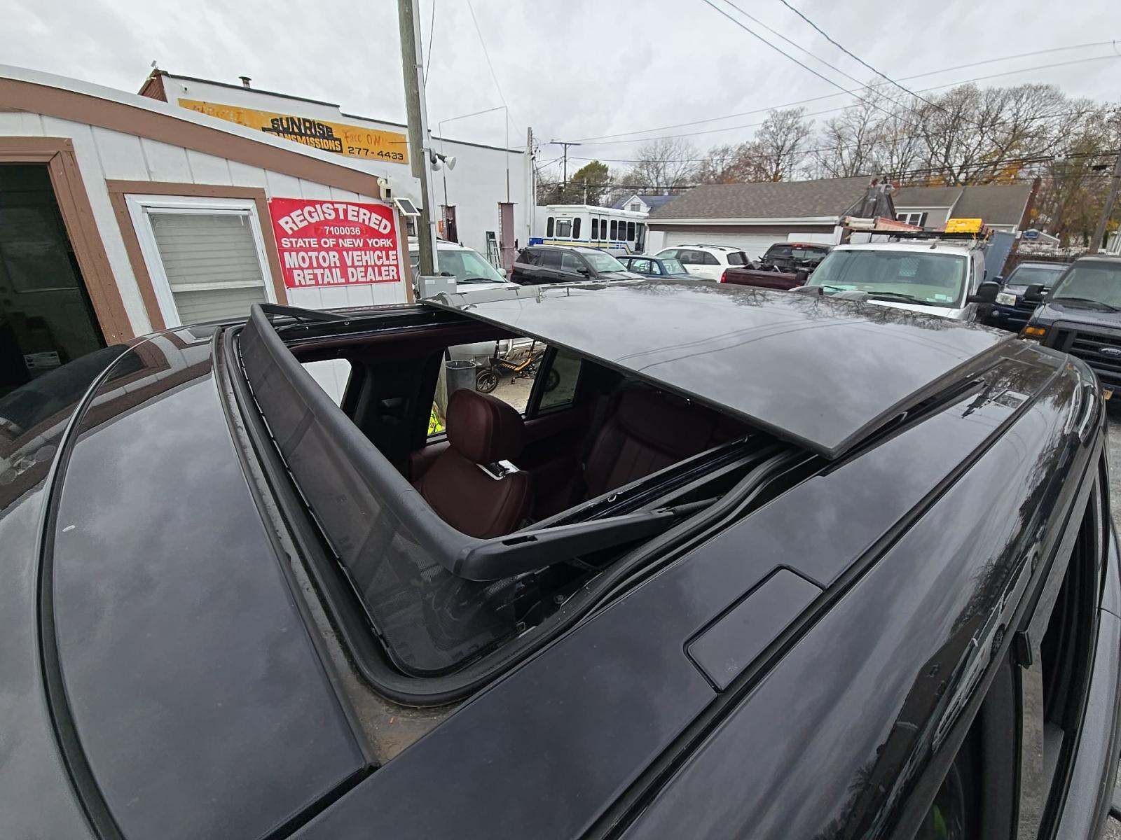 2024 Land Rover Range Rover SE AWD