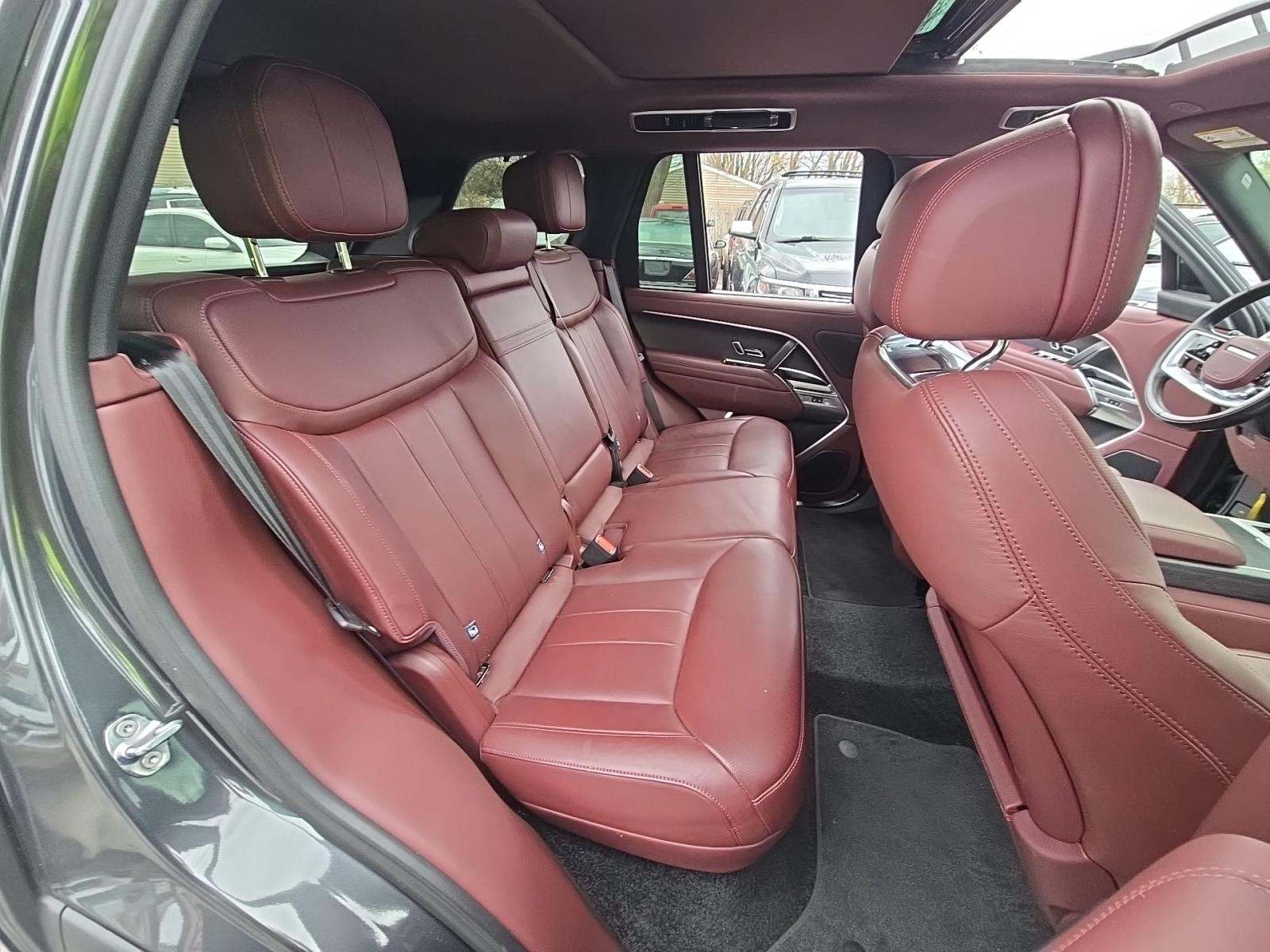 2024 Land Rover Range Rover SE AWD