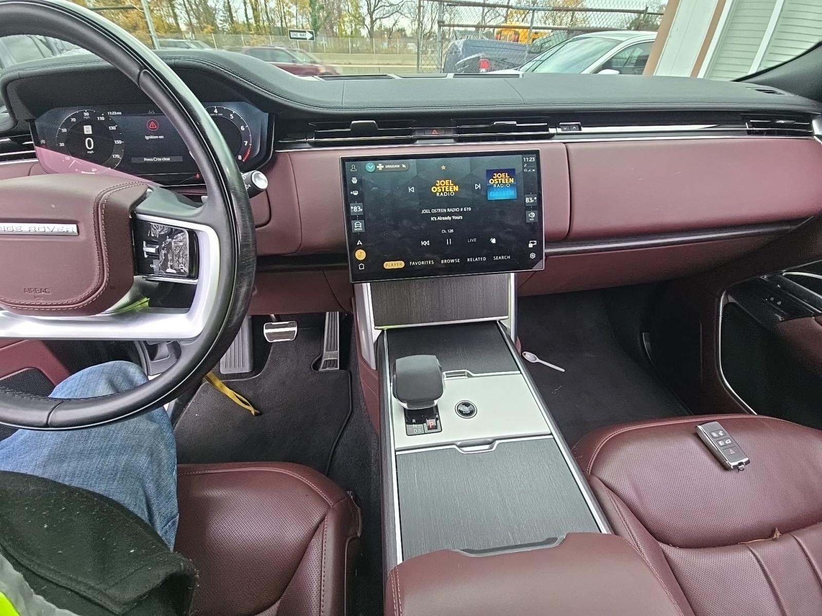 2024 Land Rover Range Rover SE AWD