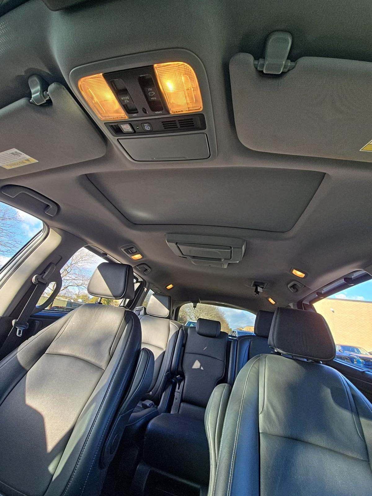 2022 Honda Odyssey Touring FWD