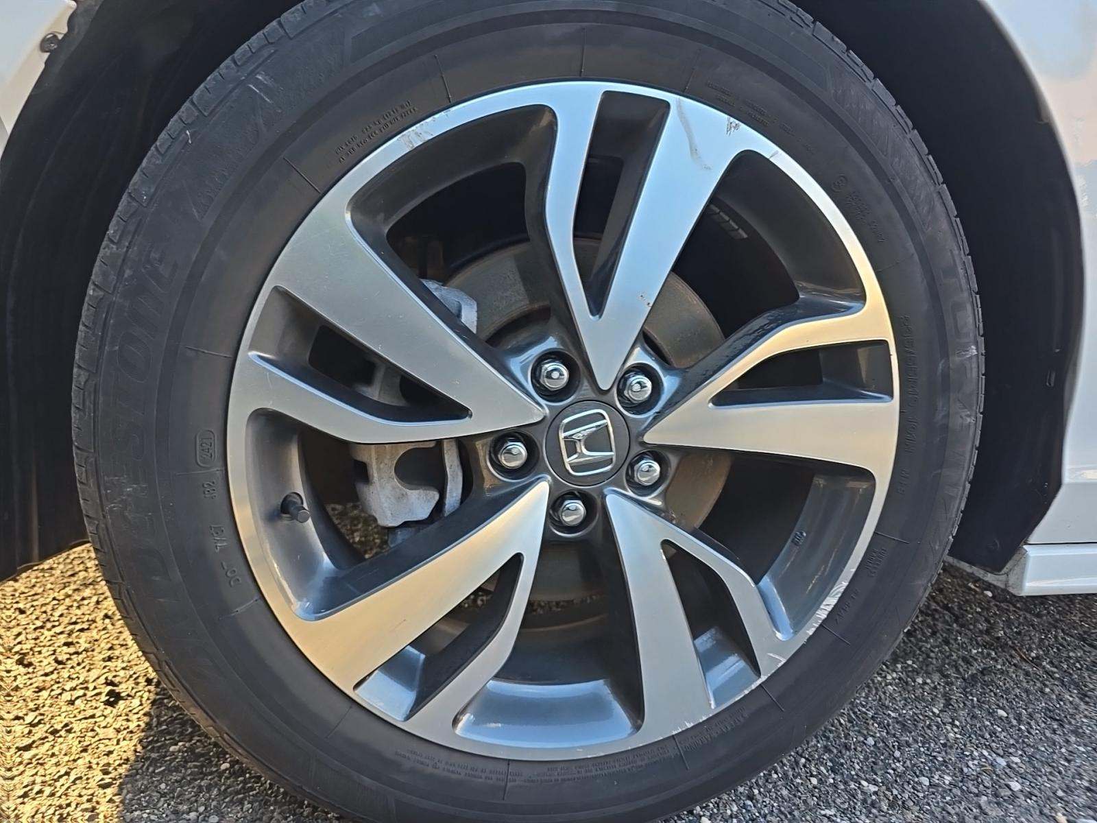 2022 Honda Odyssey Touring FWD