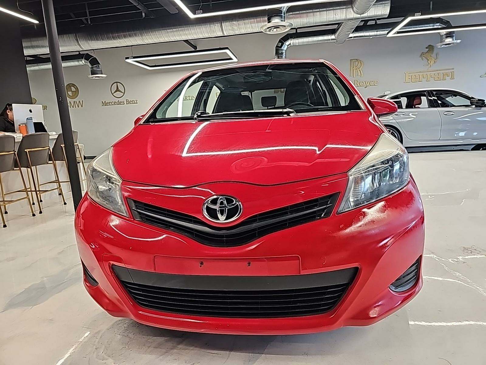 2014 Toyota Yaris LE FWD