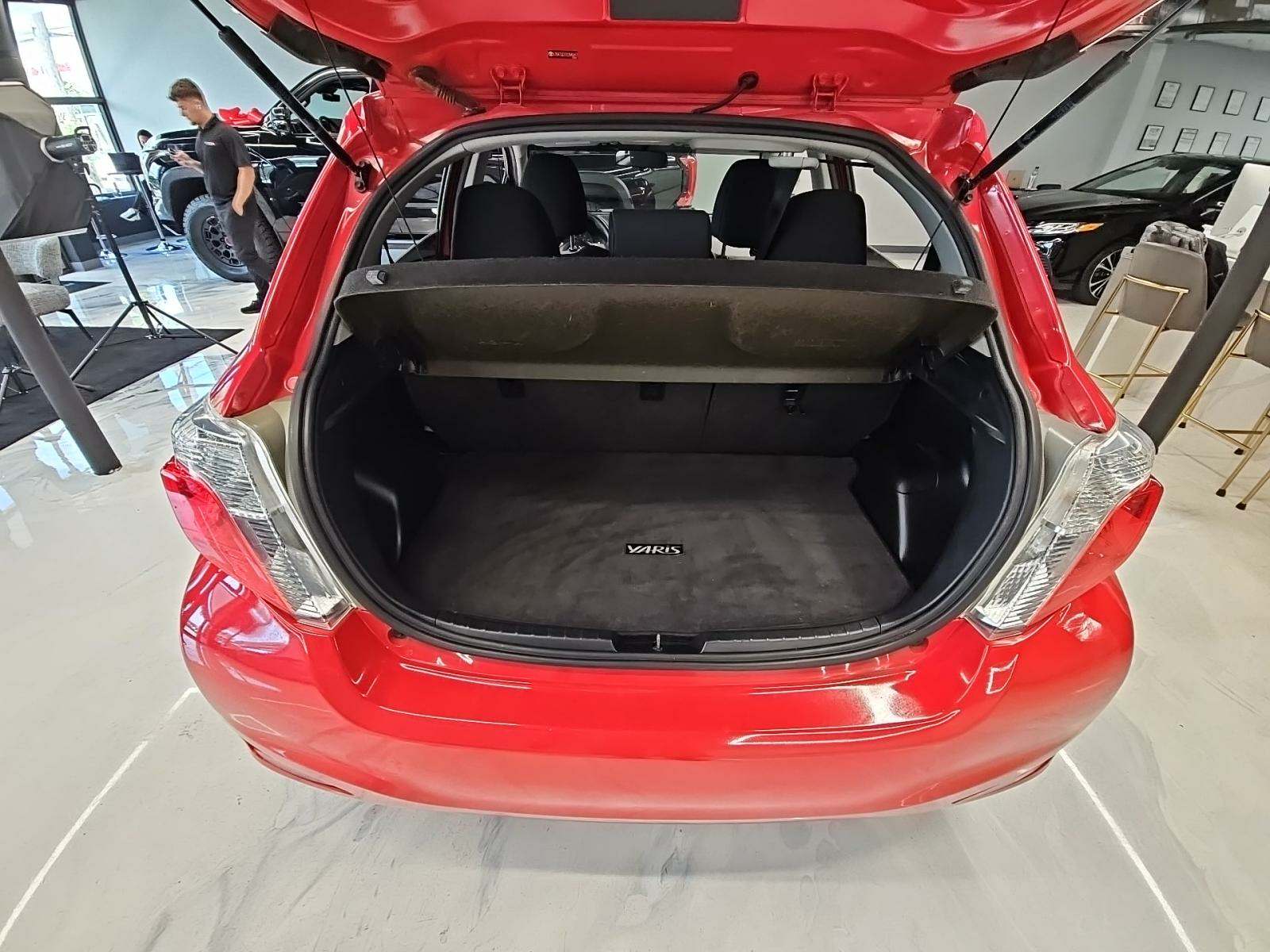 2014 Toyota Yaris LE FWD