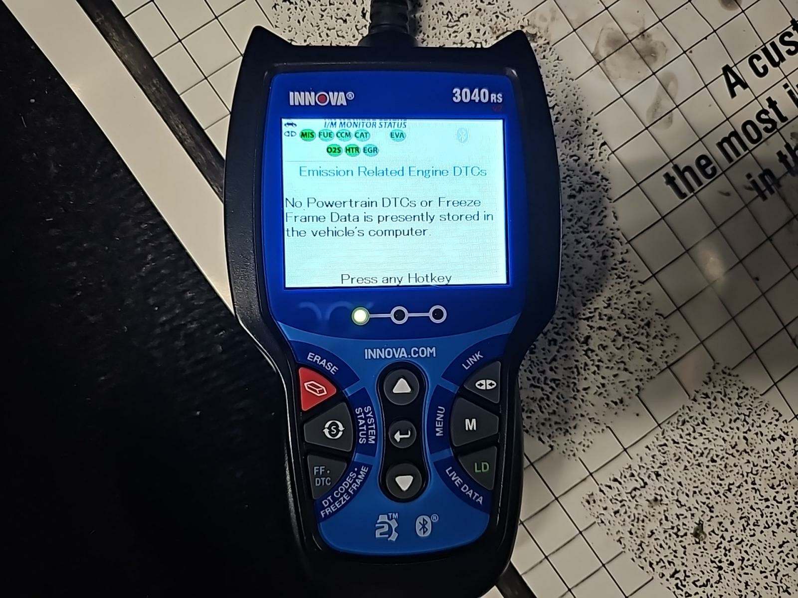 2014 Toyota Yaris LE FWD