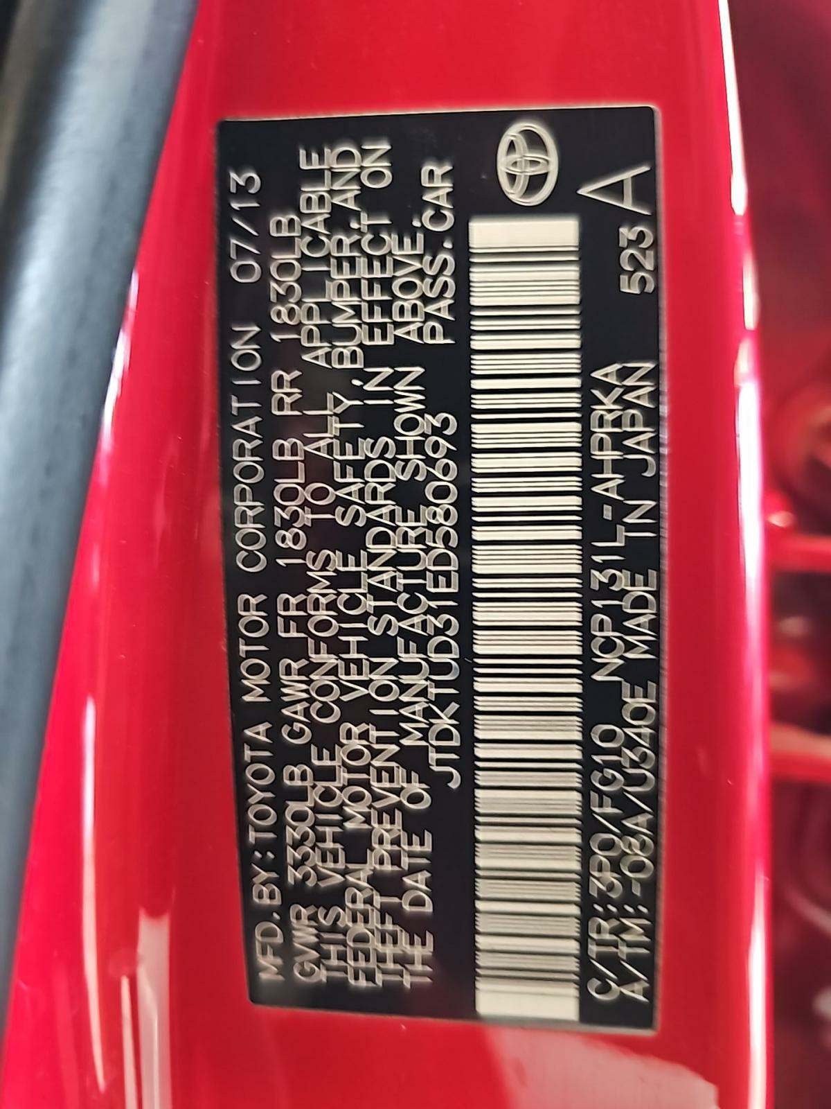 2014 Toyota Yaris LE FWD