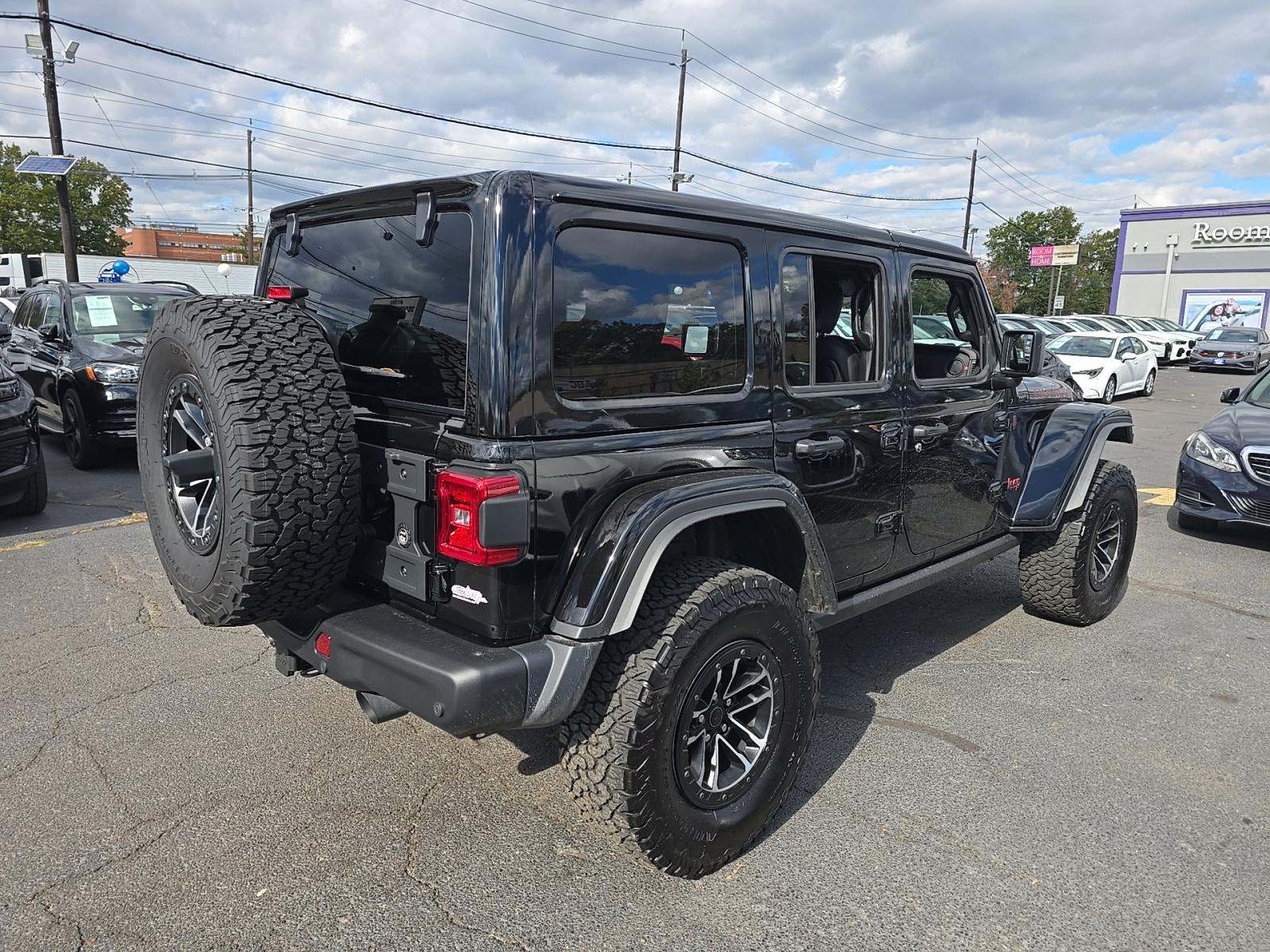 2024 Jeep Wrangler Rubicon X AWD