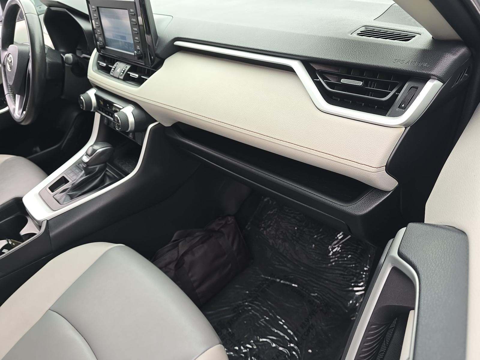 2019 Toyota RAV4 XLE Premium AWD