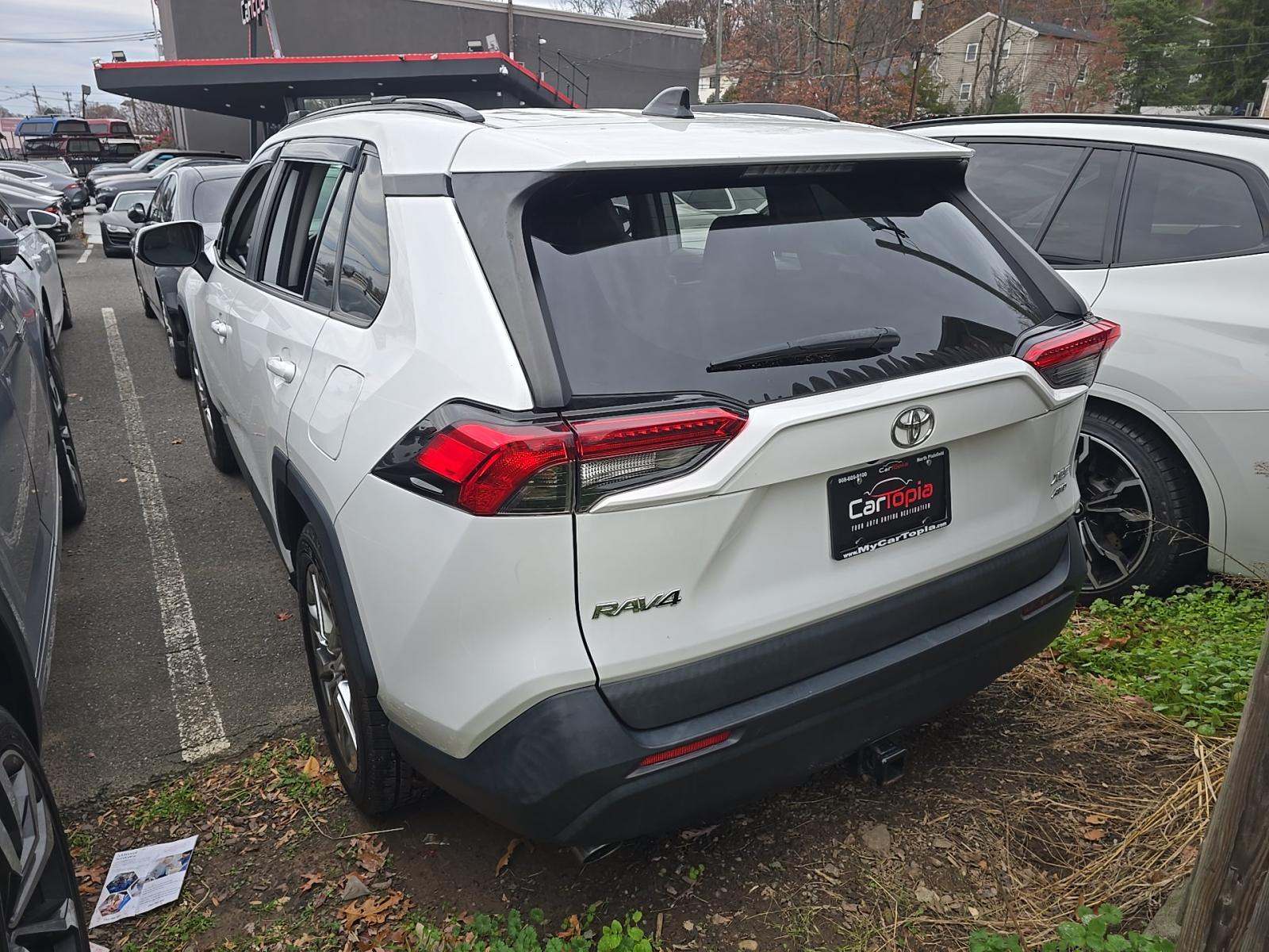 2019 Toyota RAV4 XLE Premium AWD