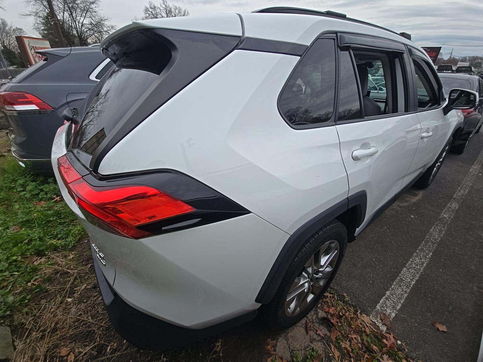 2019 Toyota RAV4 XLE Premium AWD