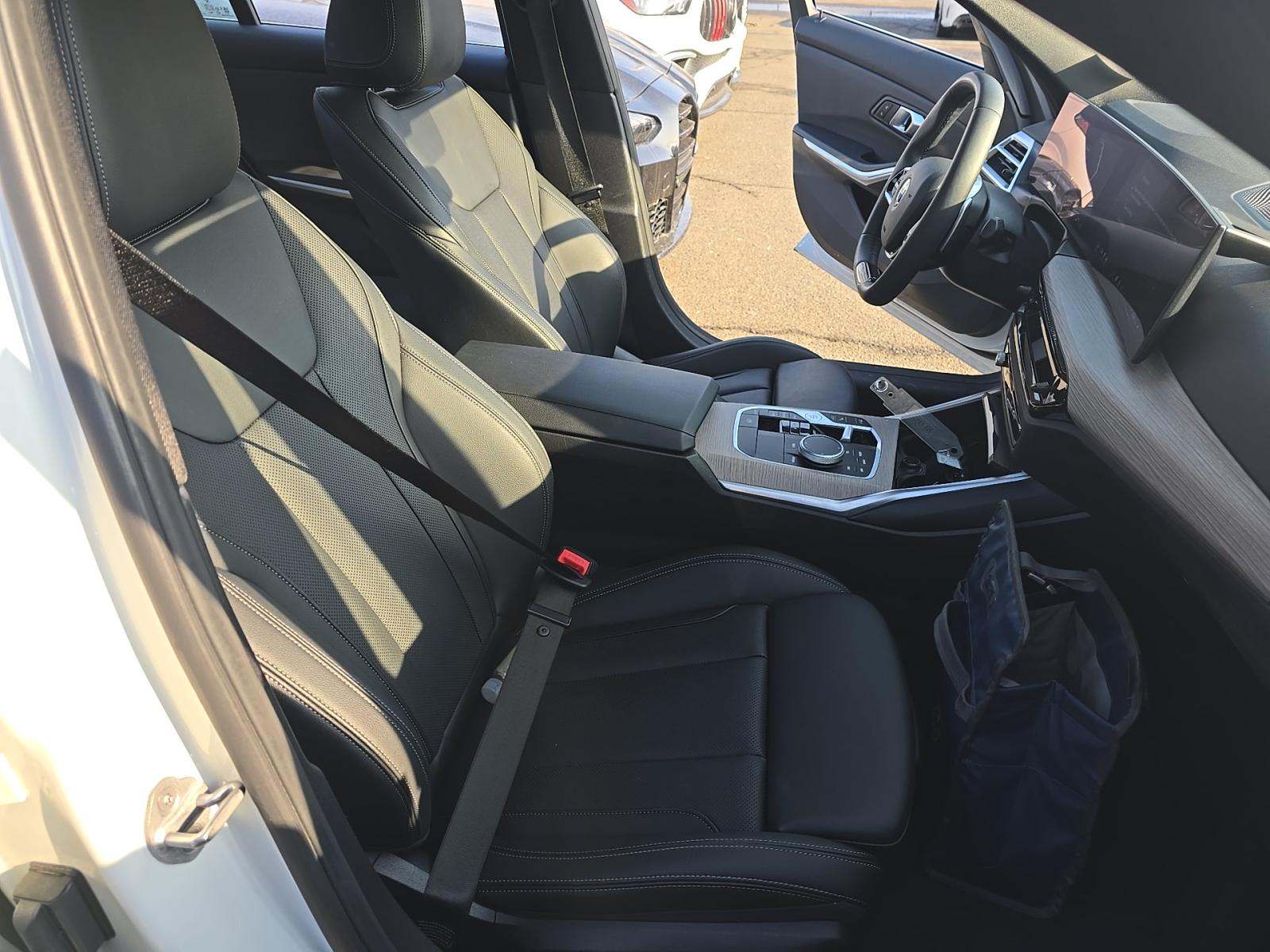 2025 BMW 3 Series 330i xDrive AWD