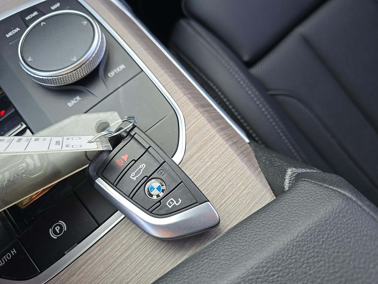 2025 BMW 3 Series 330i xDrive AWD