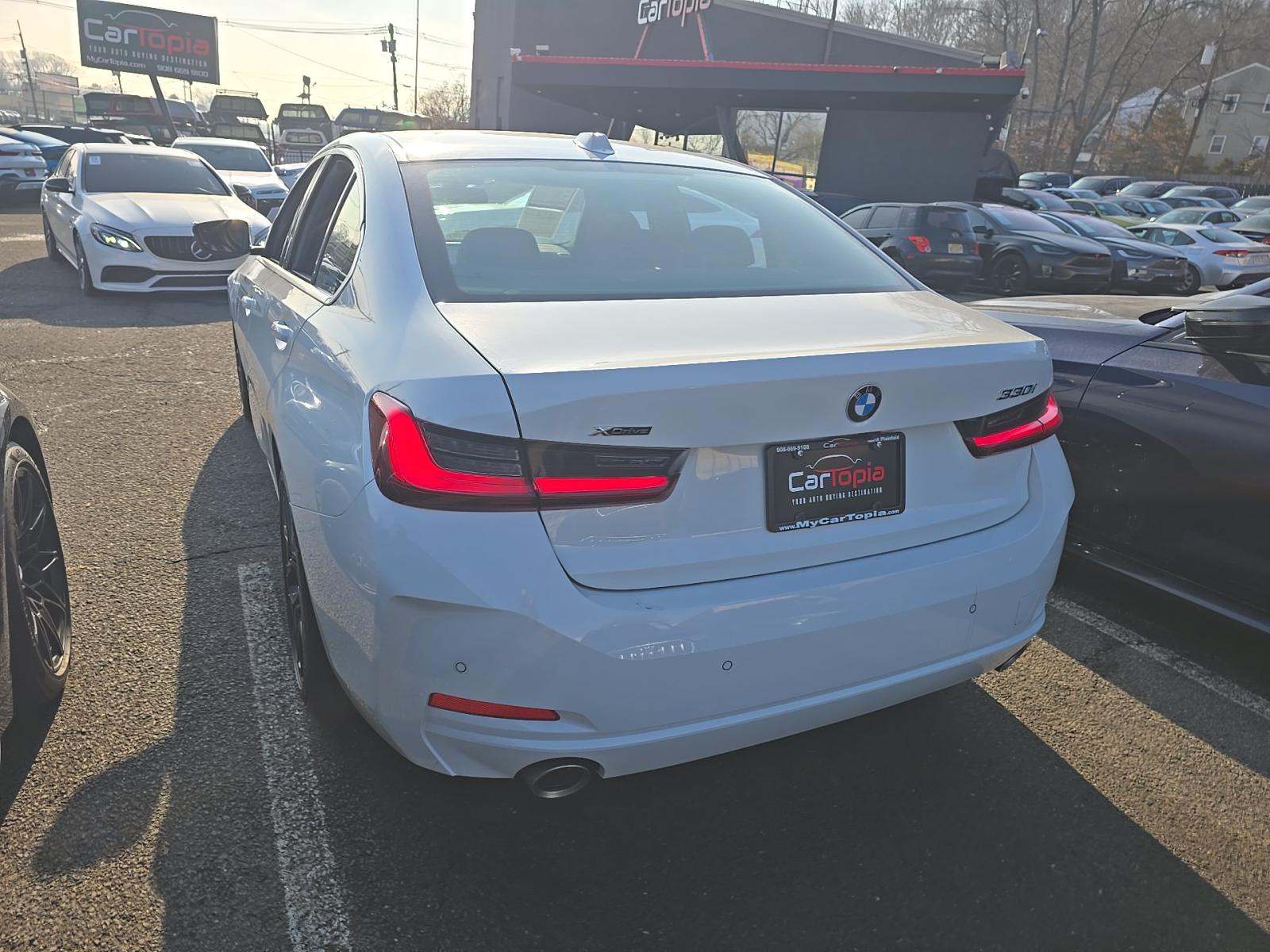2025 BMW 3 Series 330i xDrive AWD
