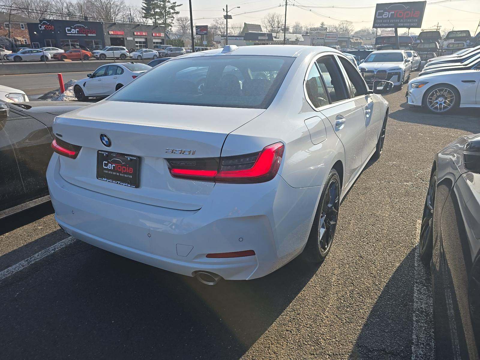 2025 BMW 3 Series 330i xDrive AWD