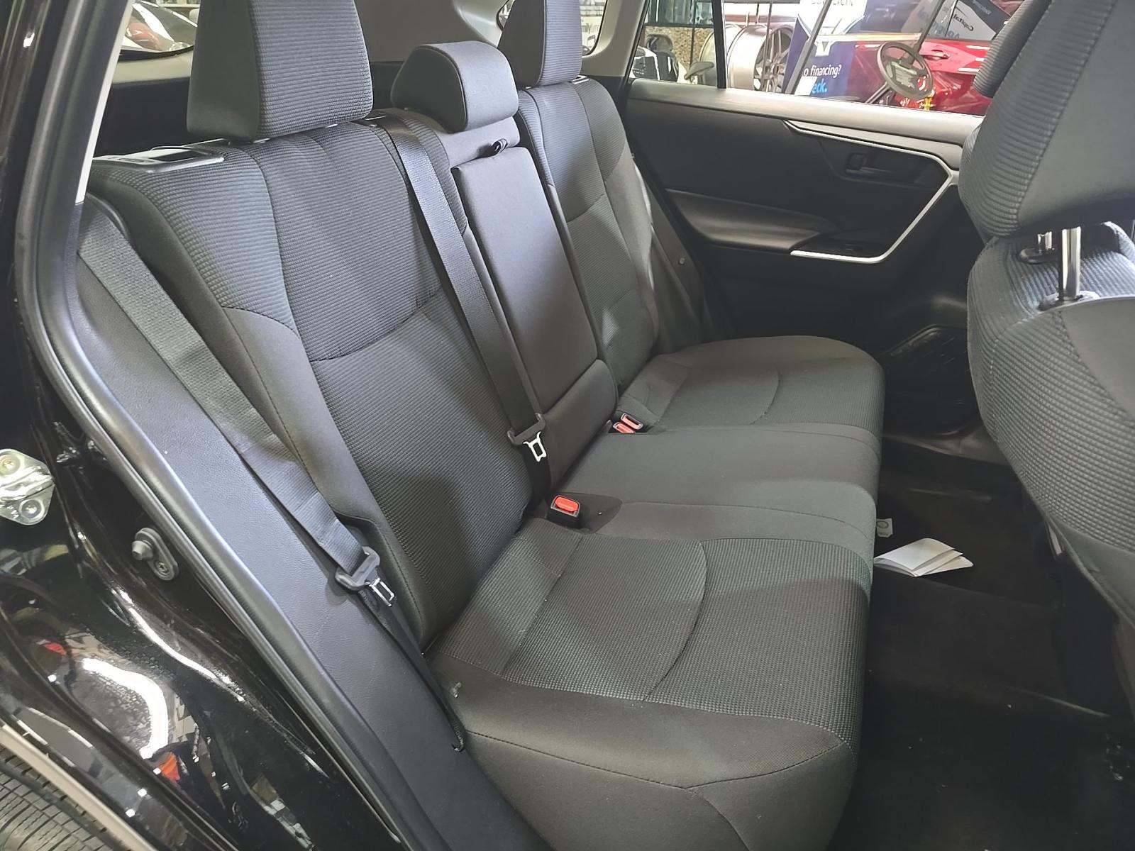 2025 Toyota RAV4 LE AWD