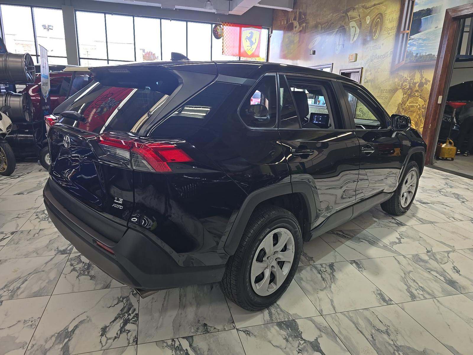 2025 Toyota RAV4 LE AWD