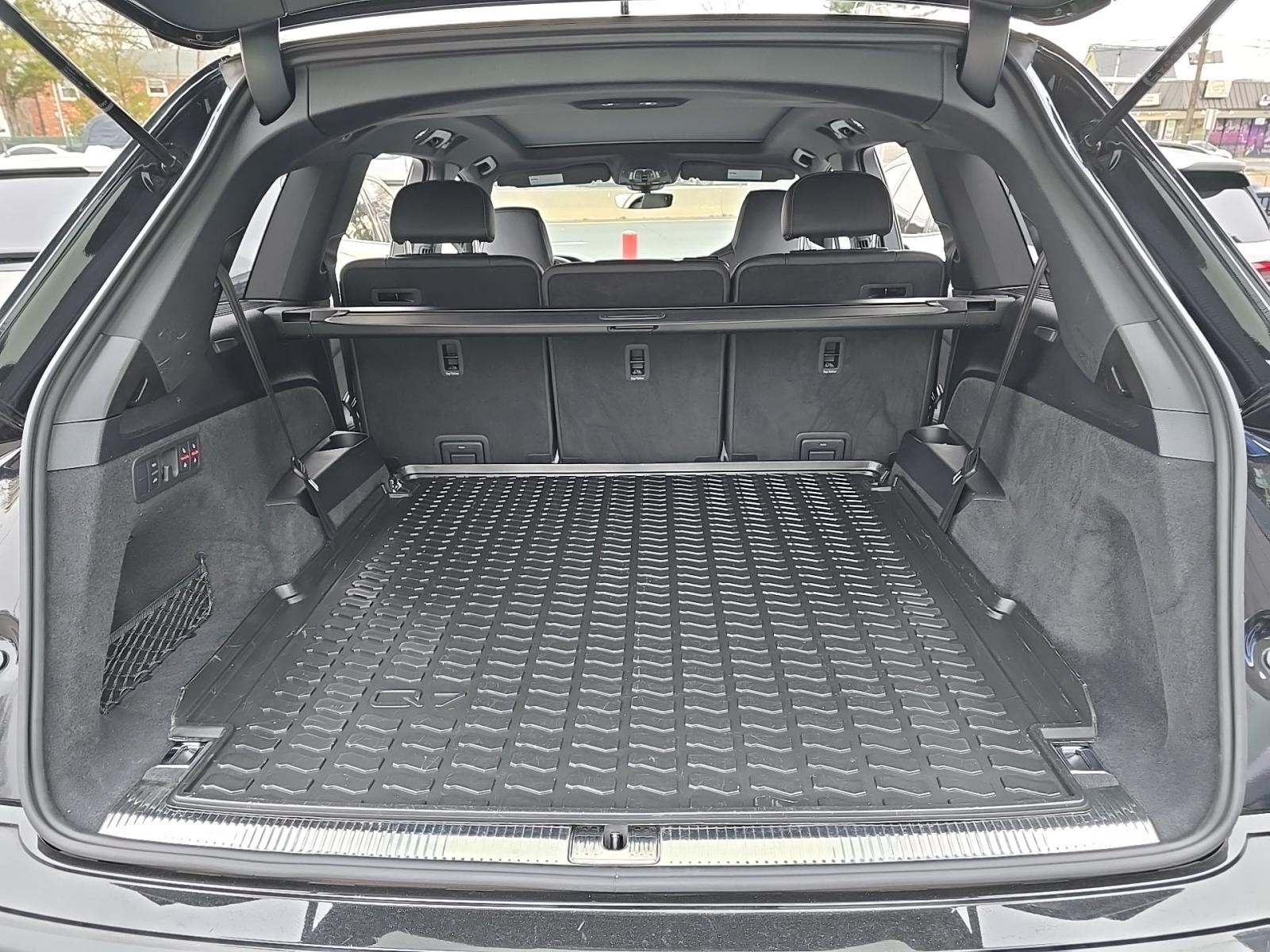 2023 Audi SQ7 Premium Plus AWD