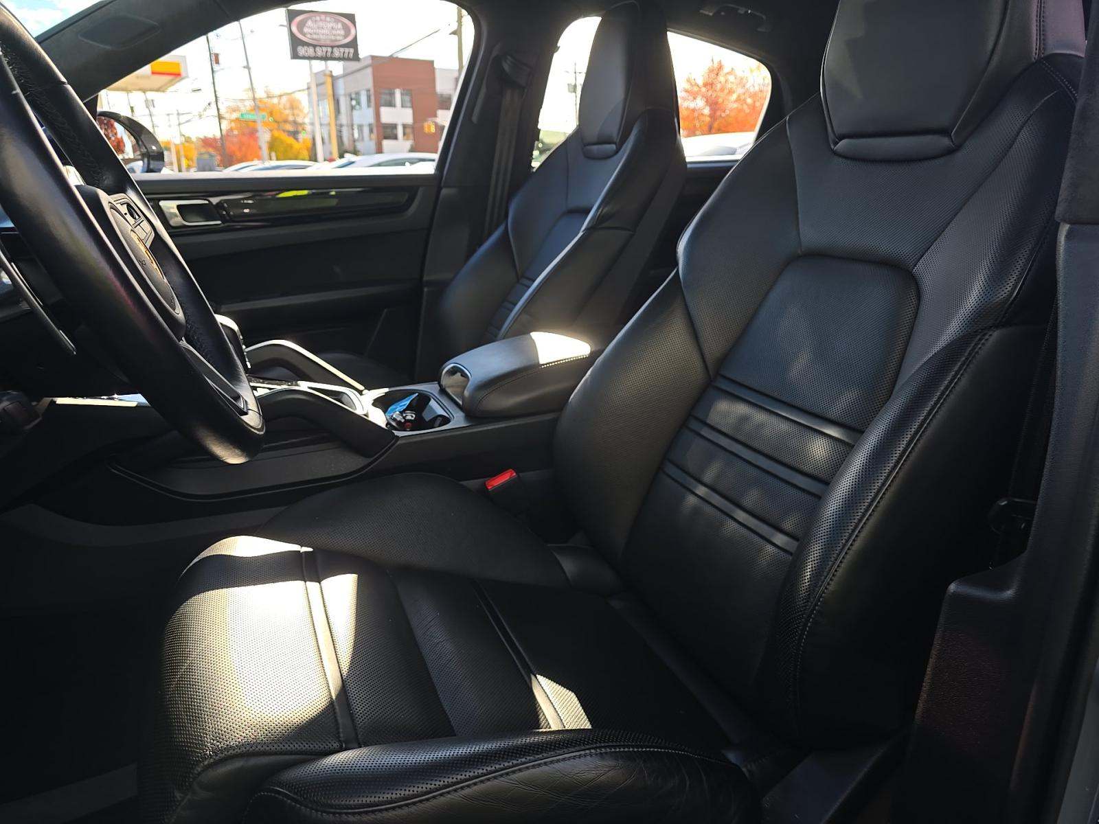 2023 Porsche Cayenne Turbo GT AWD