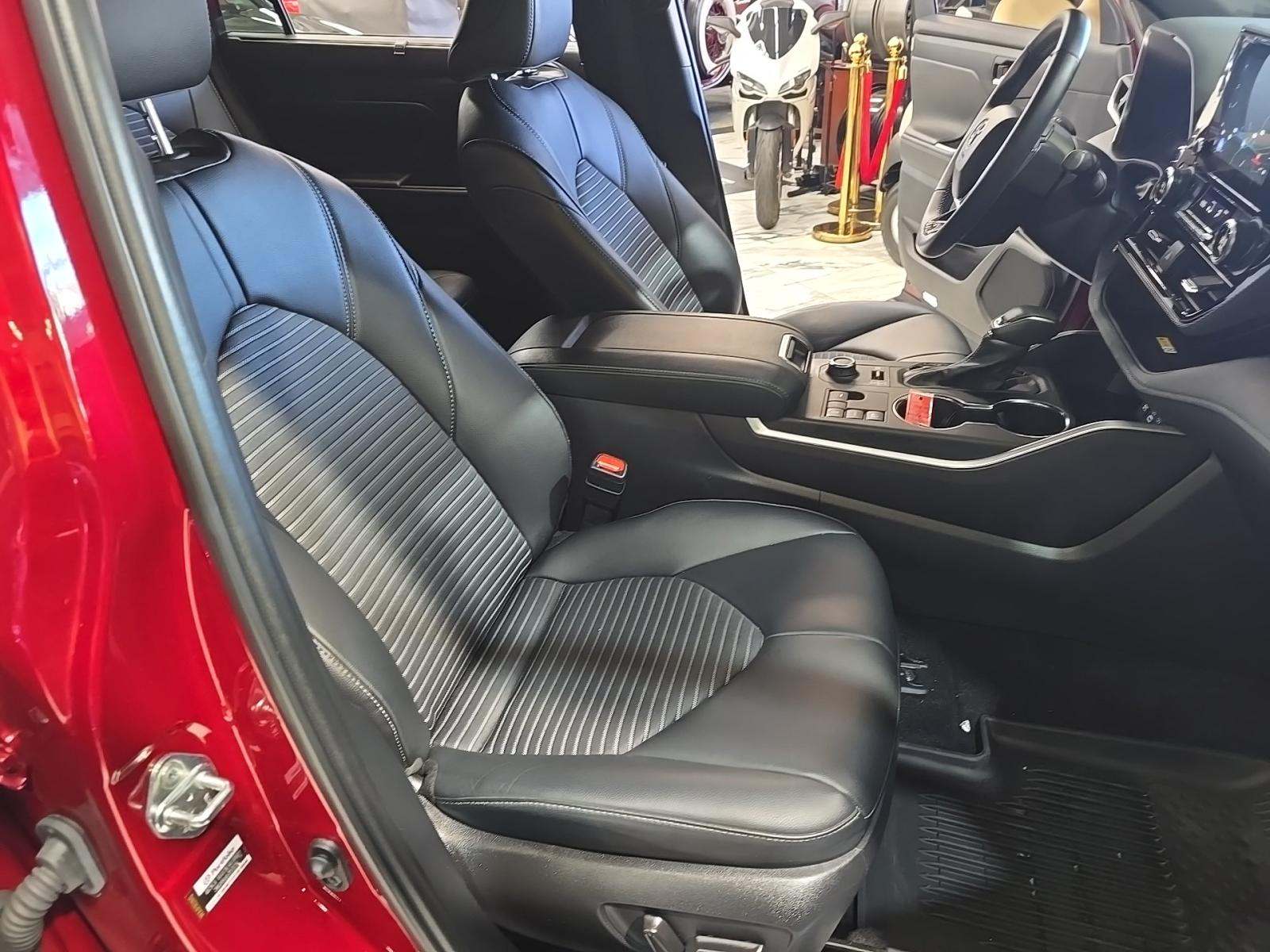 2024 Toyota Highlander XSE AWD