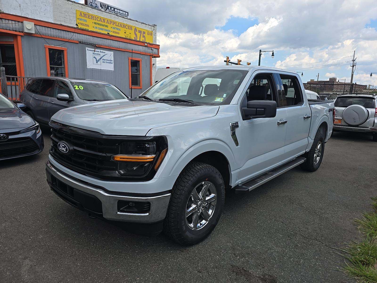 2025 Ford F-150 XLT AWD