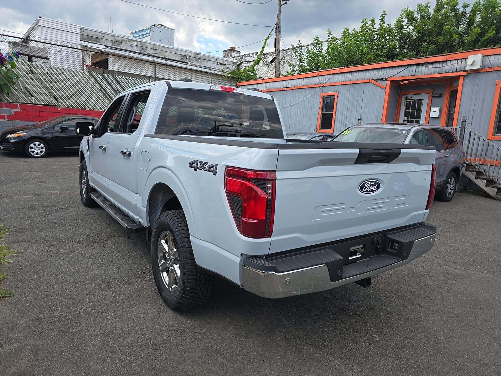 2025 Ford F-150 XLT AWD