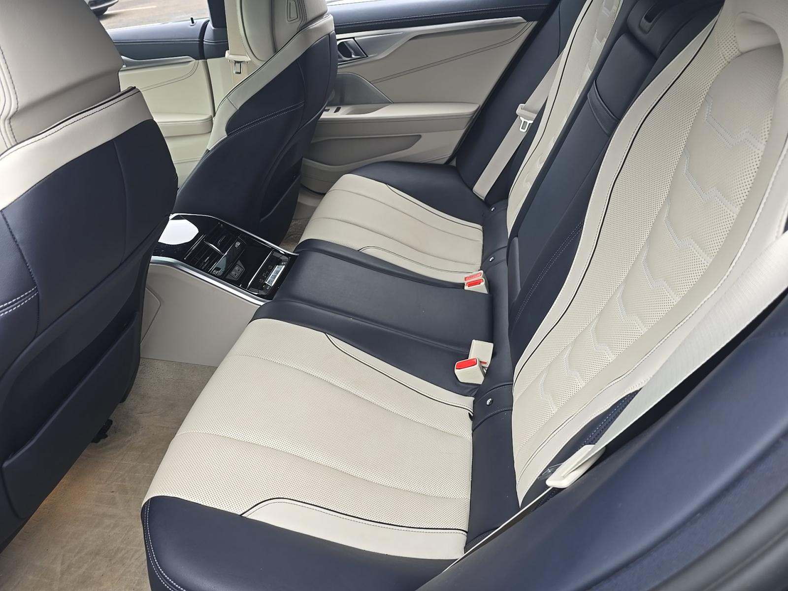 2021 BMW 8 Series M850i xDrive AWD