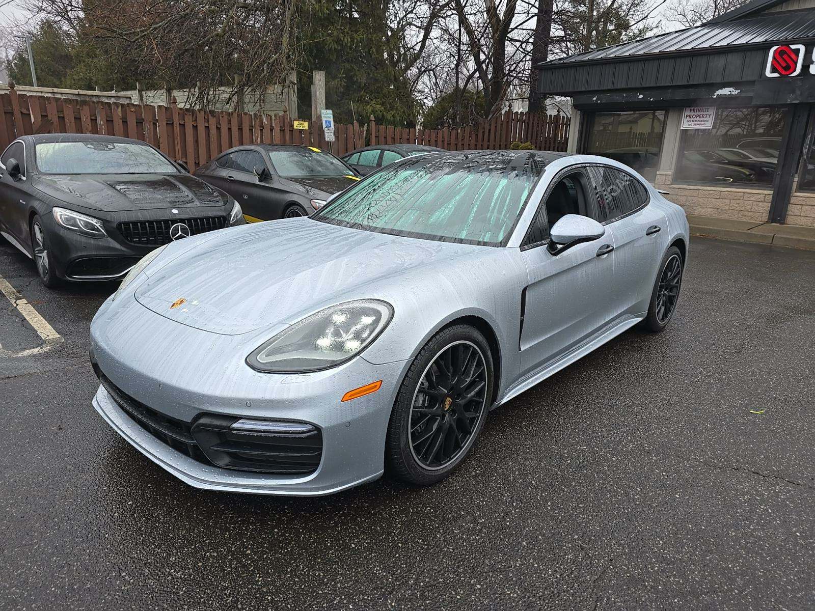 2018 Porsche Panamera 4 Hatchback
