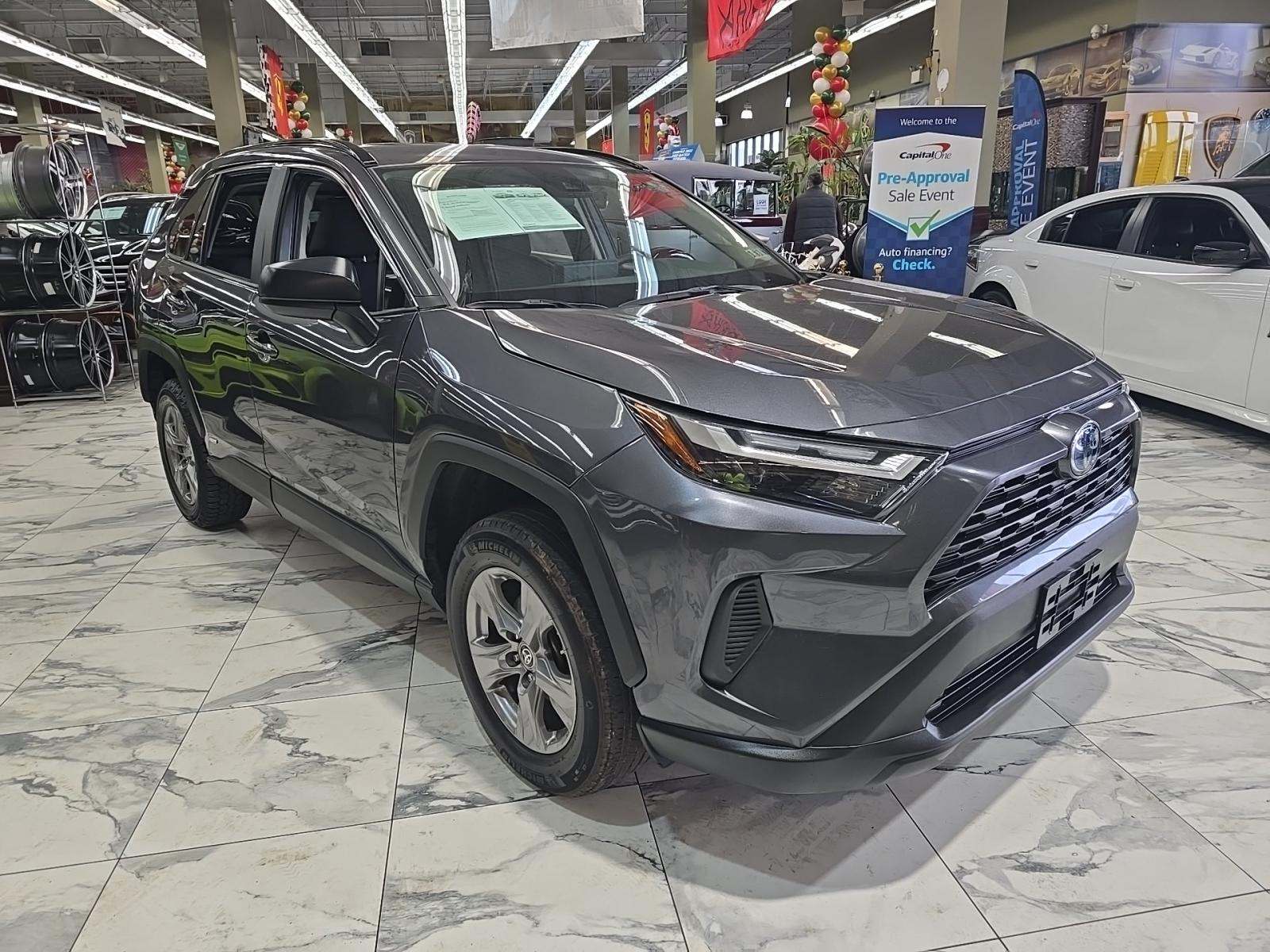 2024 Toyota RAV4 Hybrid LE AWD