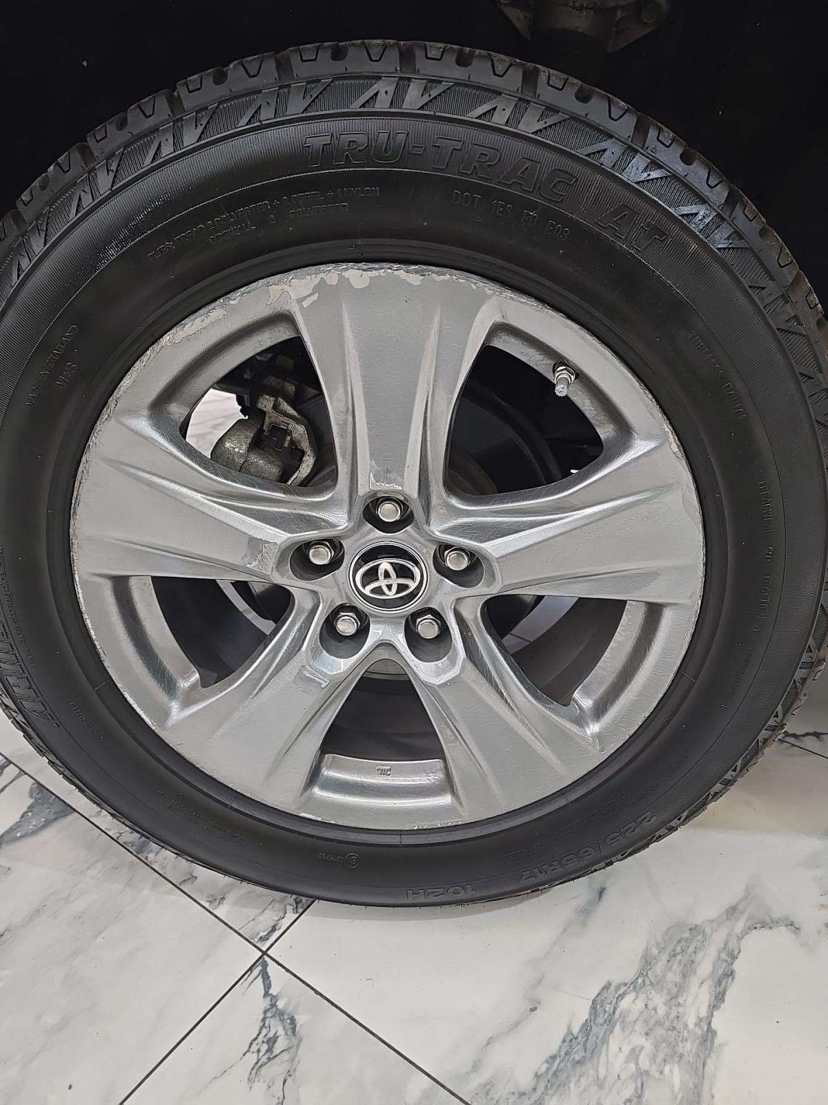 2024 Toyota RAV4 Hybrid LE AWD