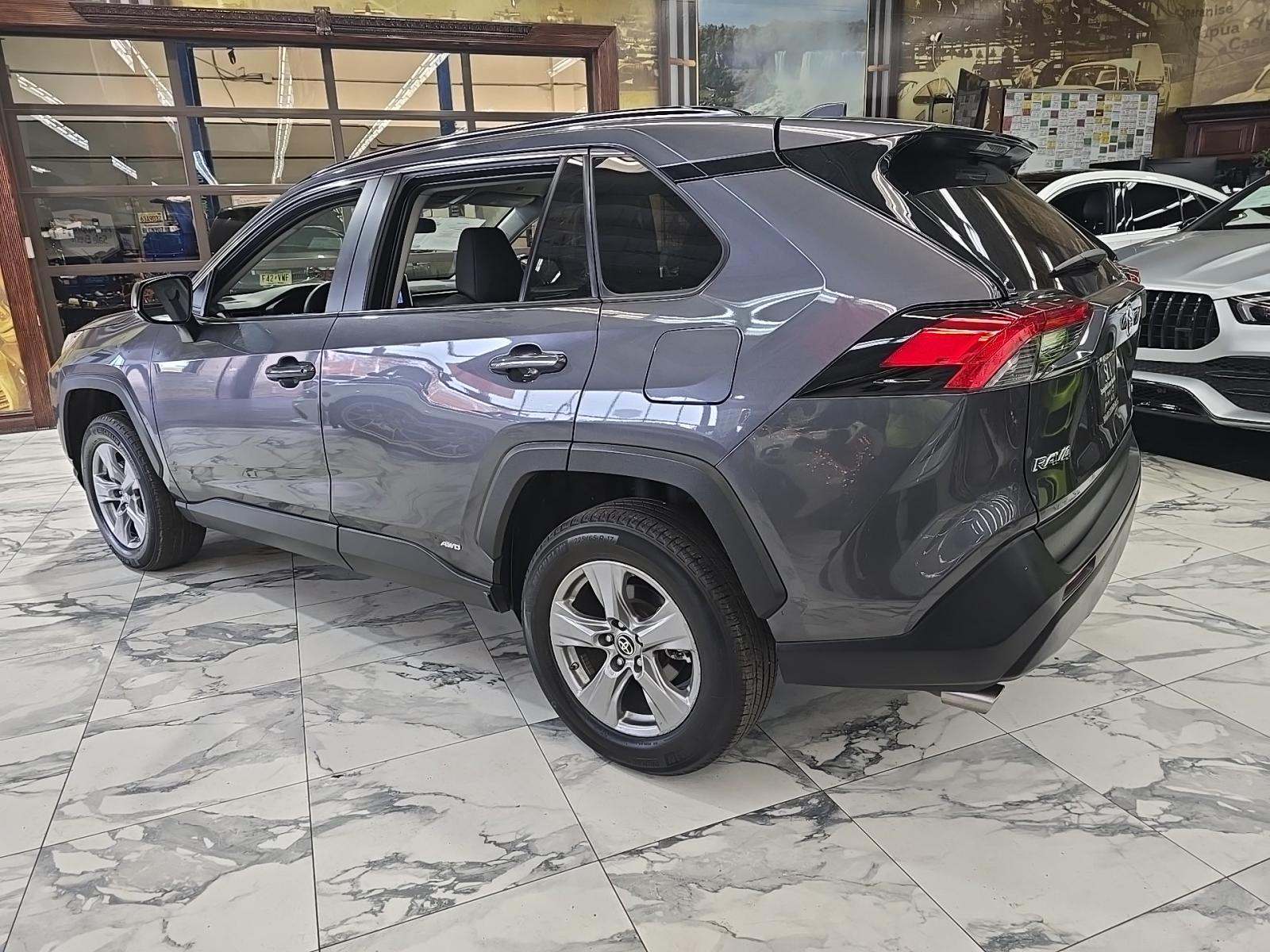 2024 Toyota RAV4 Hybrid LE AWD