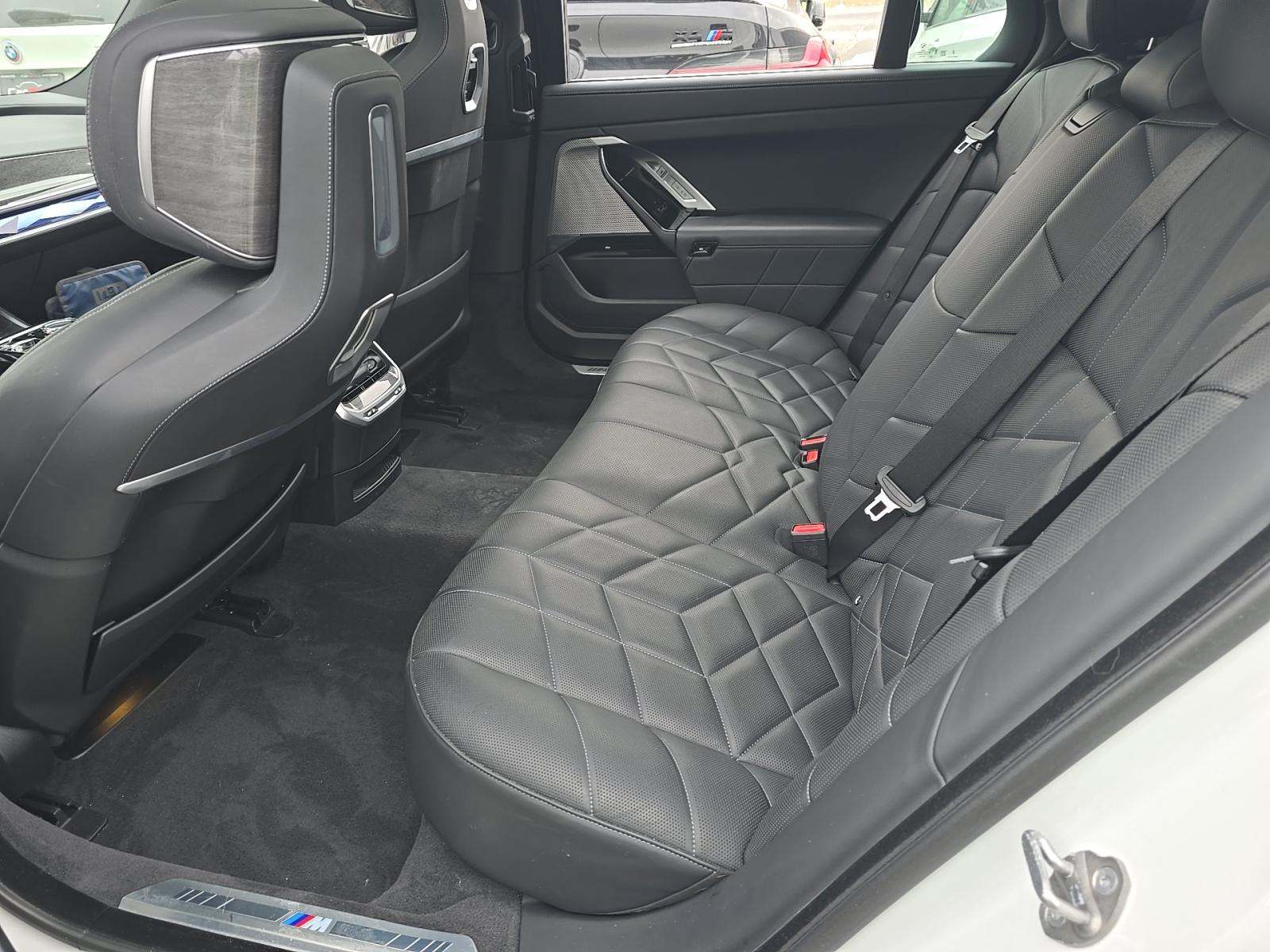 2024 BMW 7 Series 740i xDrive AWD