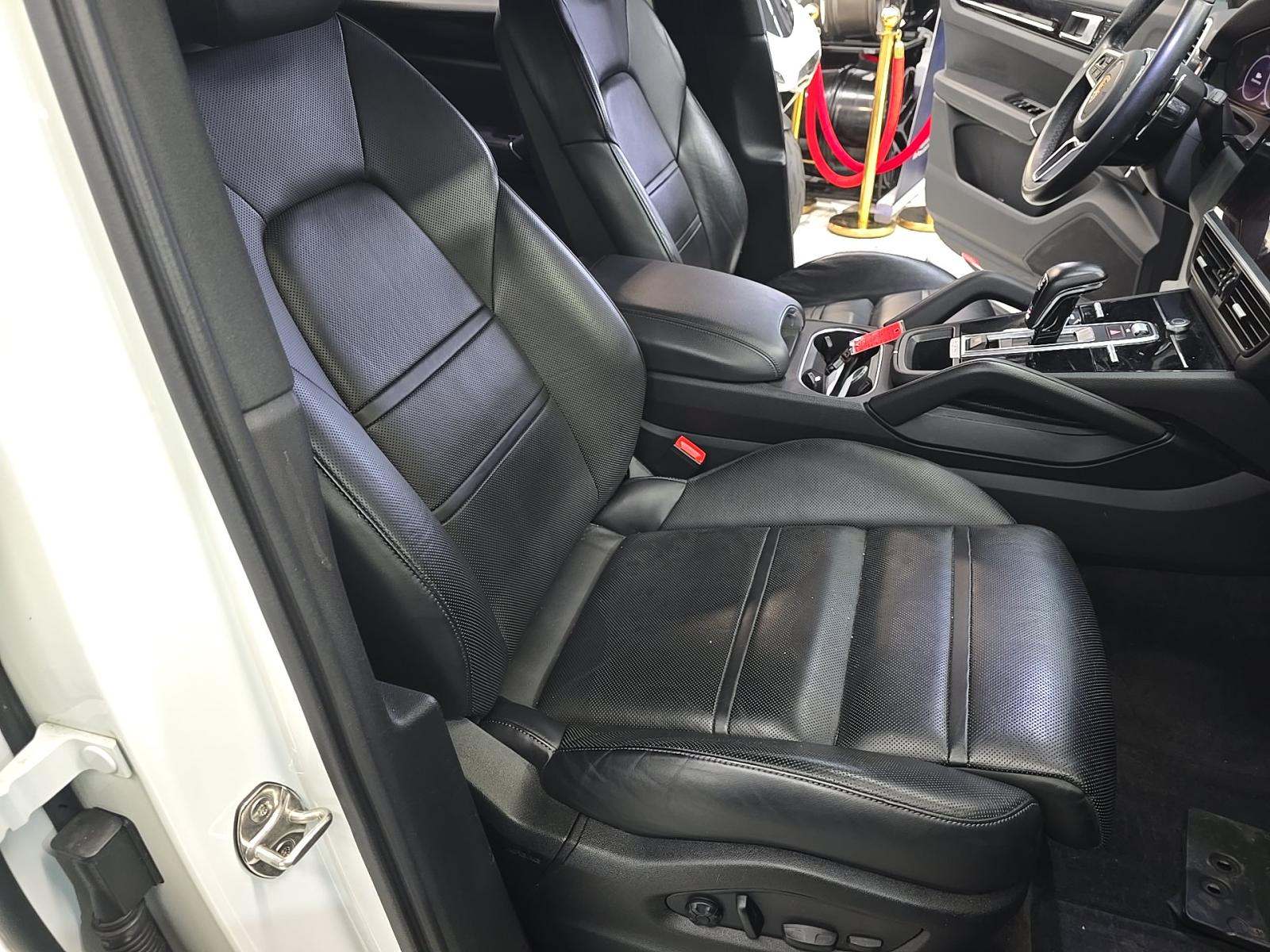 2023 Porsche Cayenne Base AWD