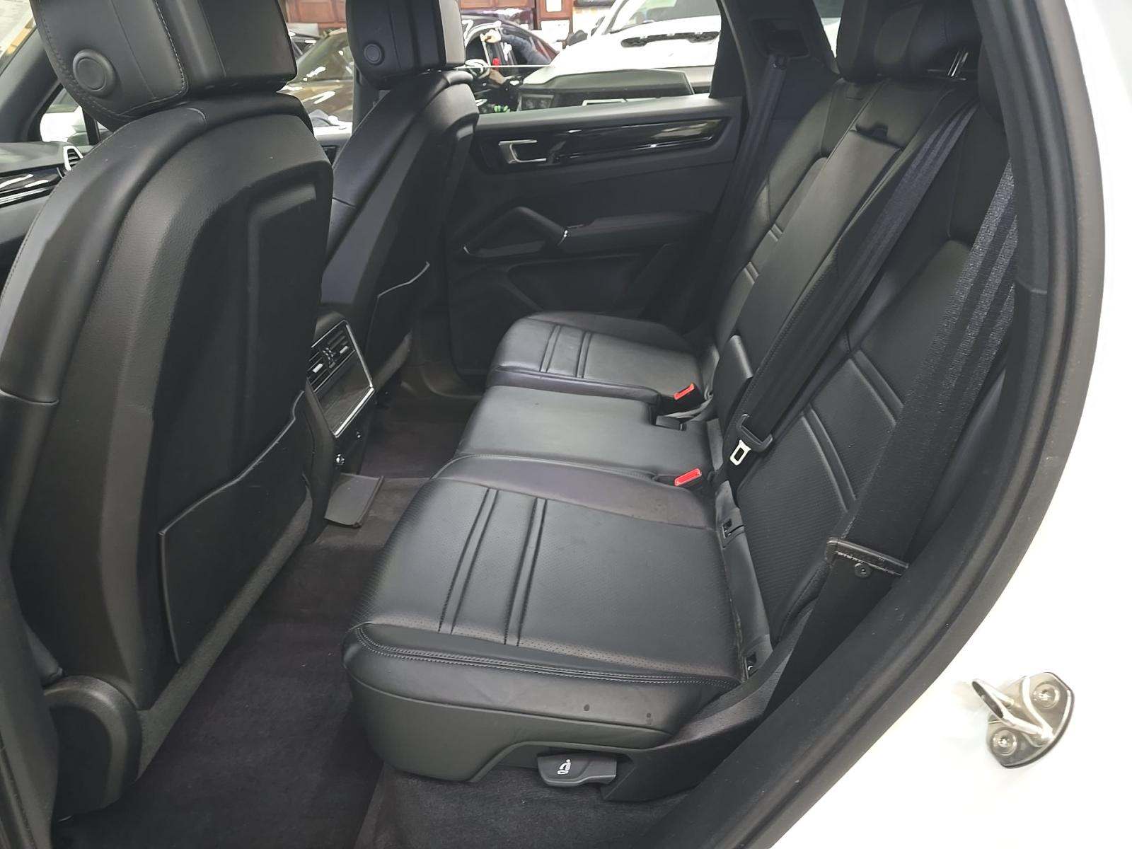 2023 Porsche Cayenne Base AWD